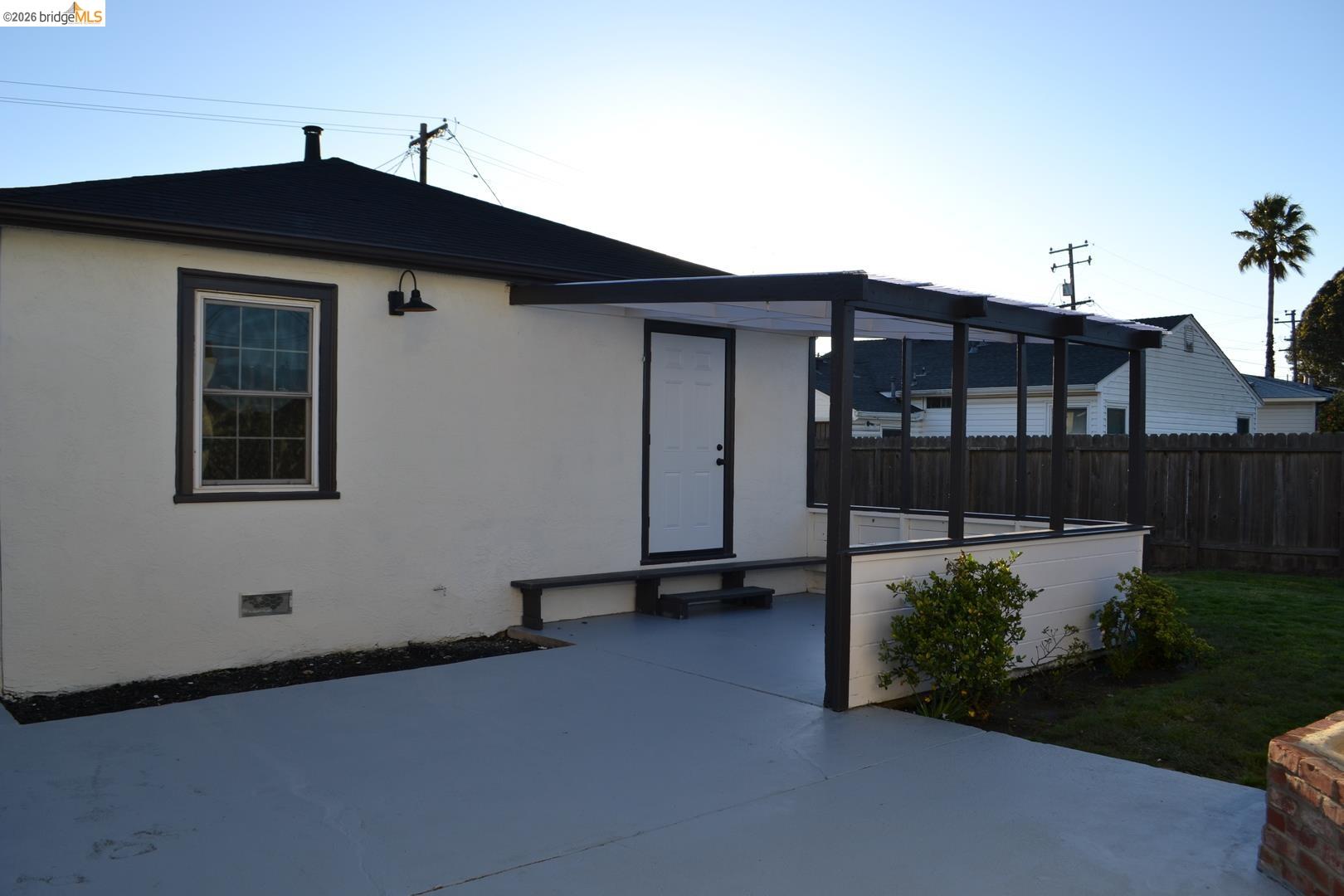 Detail Gallery Image 33 of 34 For 1516 Oscar St, Richmond,  CA 94804 - 3 Beds | 2 Baths