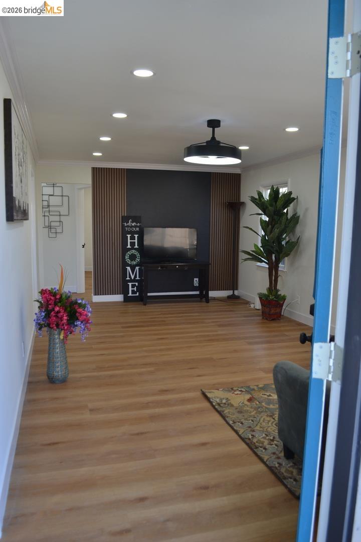Detail Gallery Image 5 of 34 For 1516 Oscar St, Richmond,  CA 94804 - 3 Beds | 2 Baths