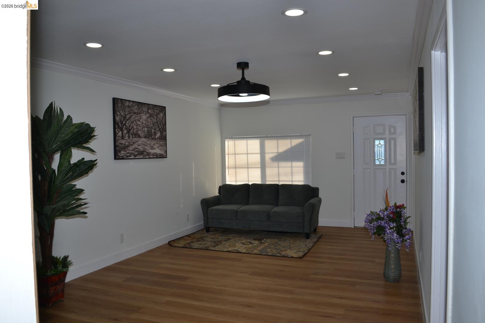 Detail Gallery Image 7 of 34 For 1516 Oscar St, Richmond,  CA 94804 - 3 Beds | 2 Baths