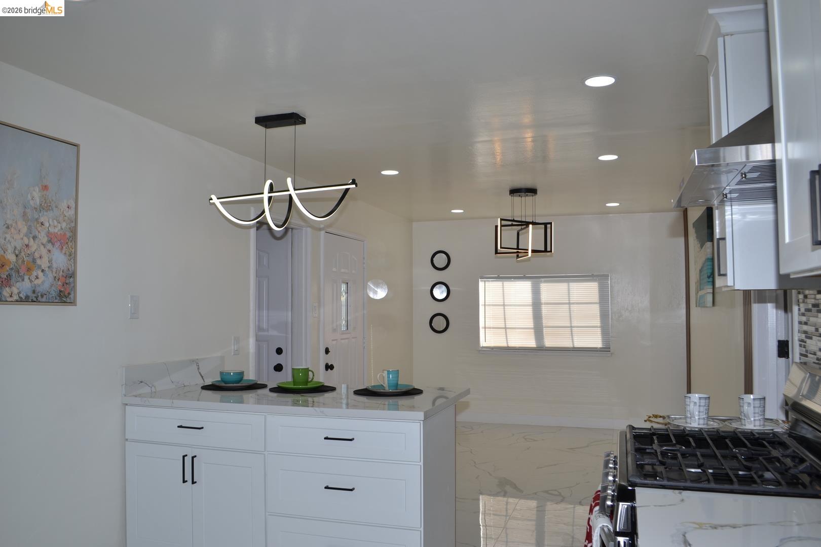 Detail Gallery Image 10 of 34 For 1516 Oscar St, Richmond,  CA 94804 - 3 Beds | 2 Baths