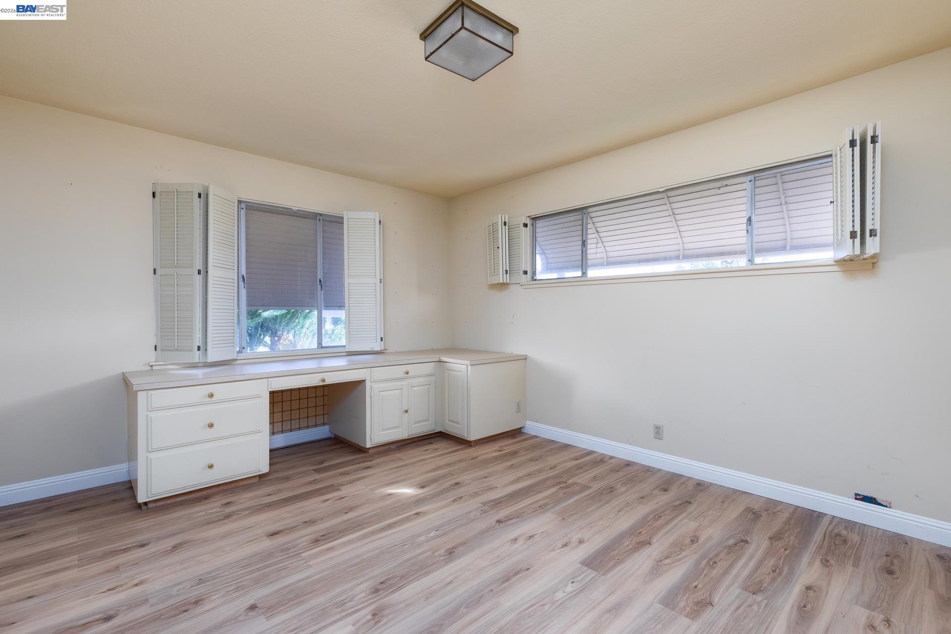 Detail Gallery Image 43 of 60 For 805 Lyon Ave, Sanger,  CA 93657 - 4 Beds | 3/1 Baths