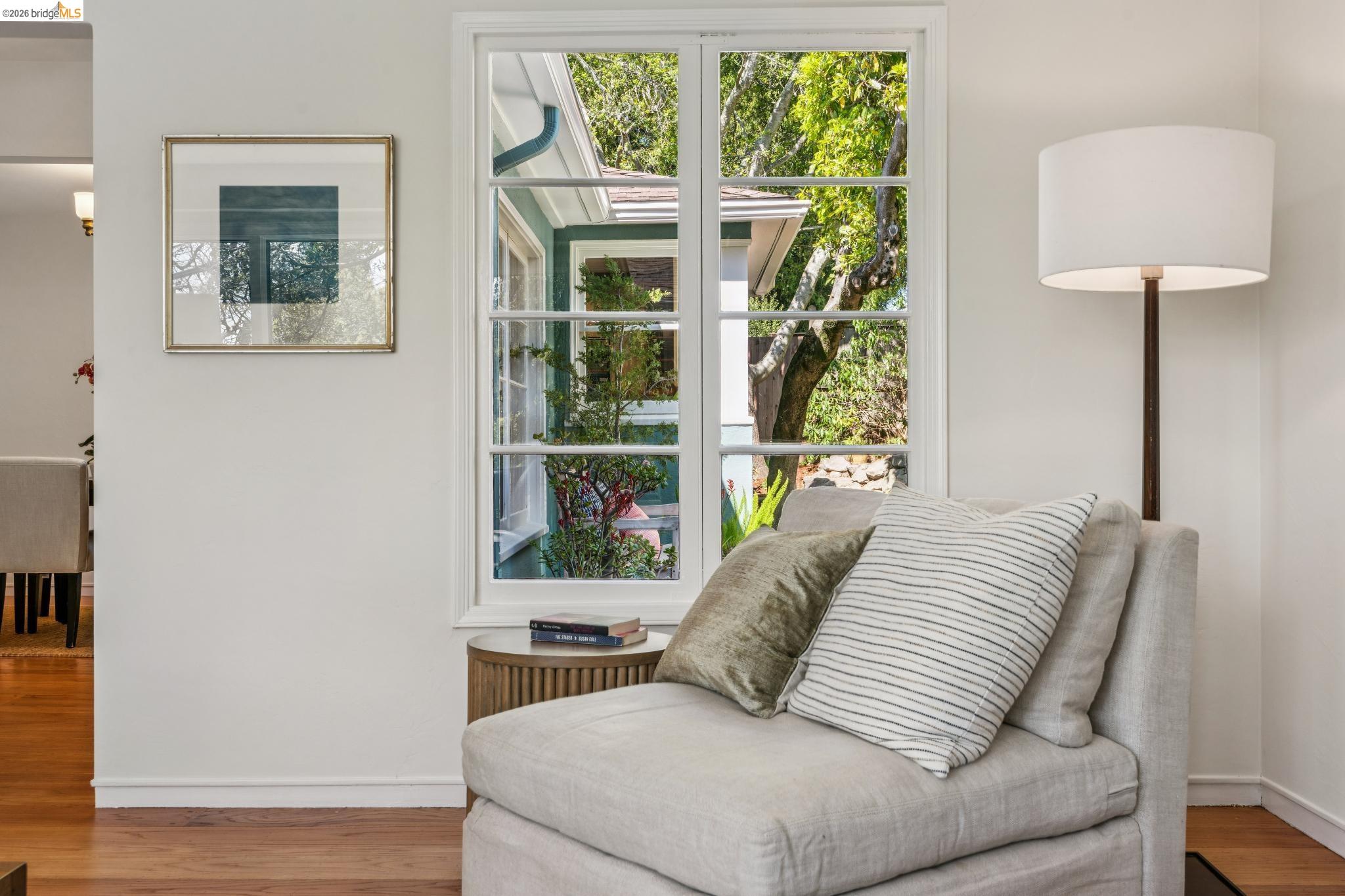 Detail Gallery Image 11 of 41 For 890 Keeler Ave, Berkeley,  CA 94708 - 3 Beds | 1/1 Baths