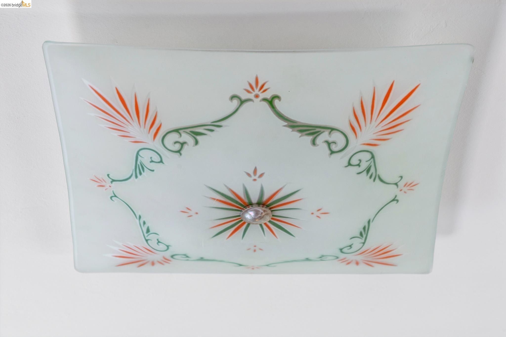 Detail Gallery Image 24 of 41 For 890 Keeler Ave, Berkeley,  CA 94708 - 3 Beds | 1/1 Baths