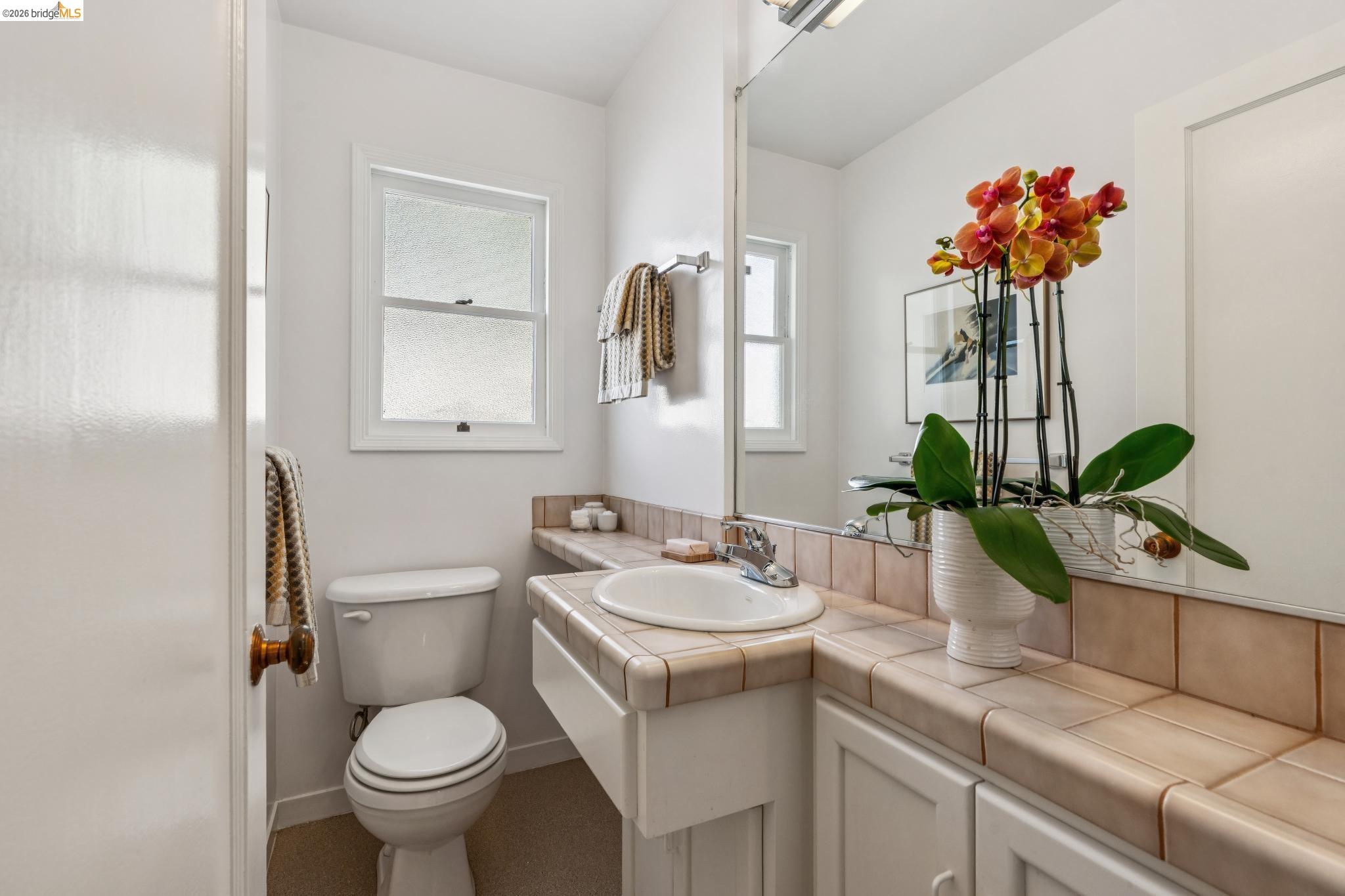 Detail Gallery Image 30 of 41 For 890 Keeler Ave, Berkeley,  CA 94708 - 3 Beds | 1/1 Baths