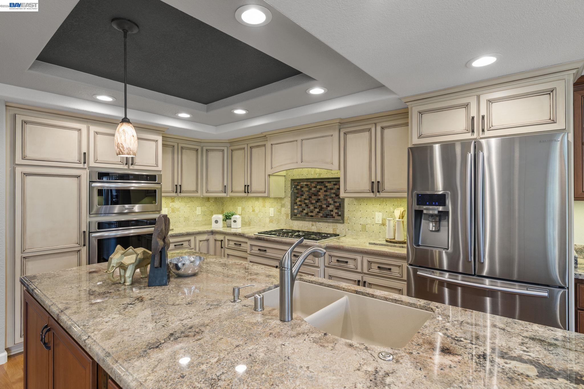 Detail Gallery Image 12 of 41 For 5982 Post Oak Cir, San Jose,  CA 95120 - 3 Beds | 3 Baths