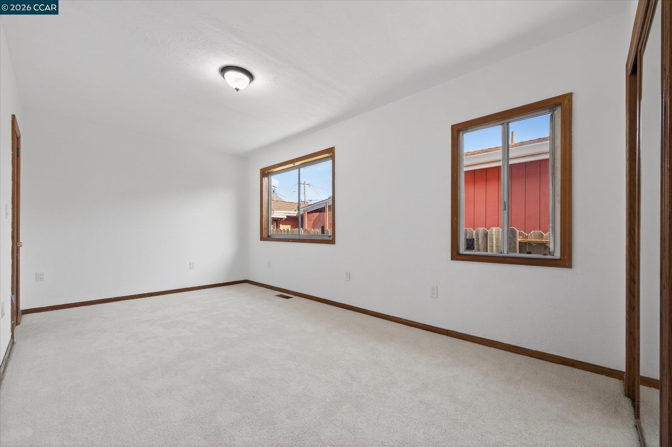 Detail Gallery Image 16 of 33 For 2837 Minna Ave, Oakland,  CA 94619 - 3 Beds | 2 Baths