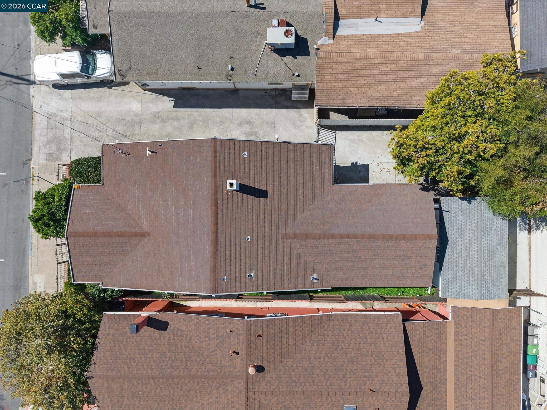 Detail Gallery Image 23 of 33 For 2837 Minna Ave, Oakland,  CA 94619 - 3 Beds | 2 Baths