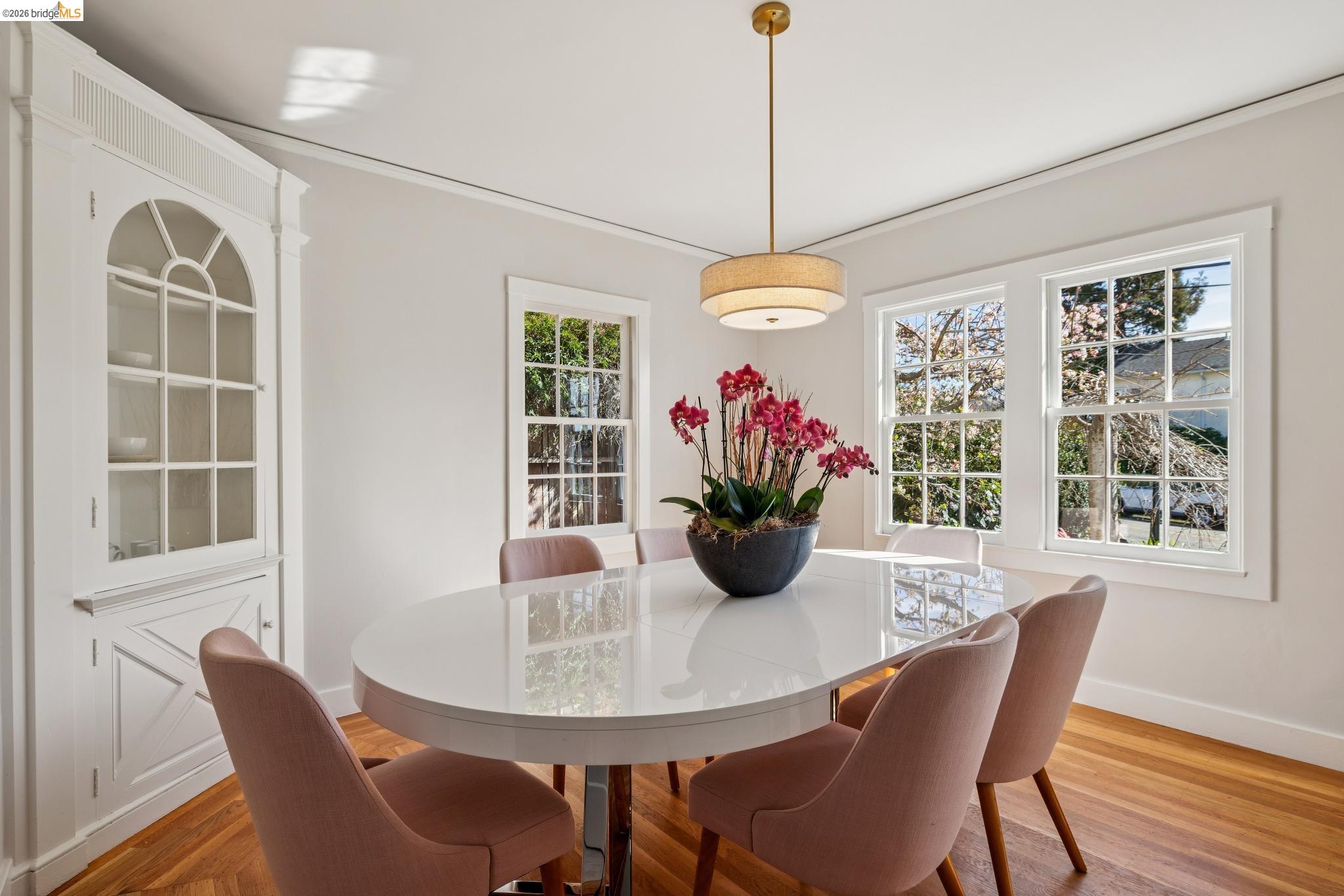 Detail Gallery Image 11 of 44 For 1815 Vine St, Berkeley,  CA 94703 - 3 Beds | 2 Baths