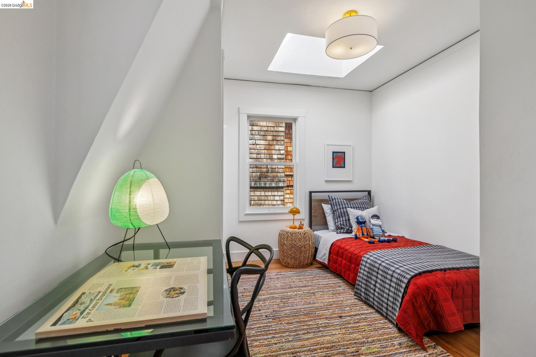 Detail Gallery Image 27 of 44 For 1815 Vine St, Berkeley,  CA 94703 - 3 Beds | 2 Baths