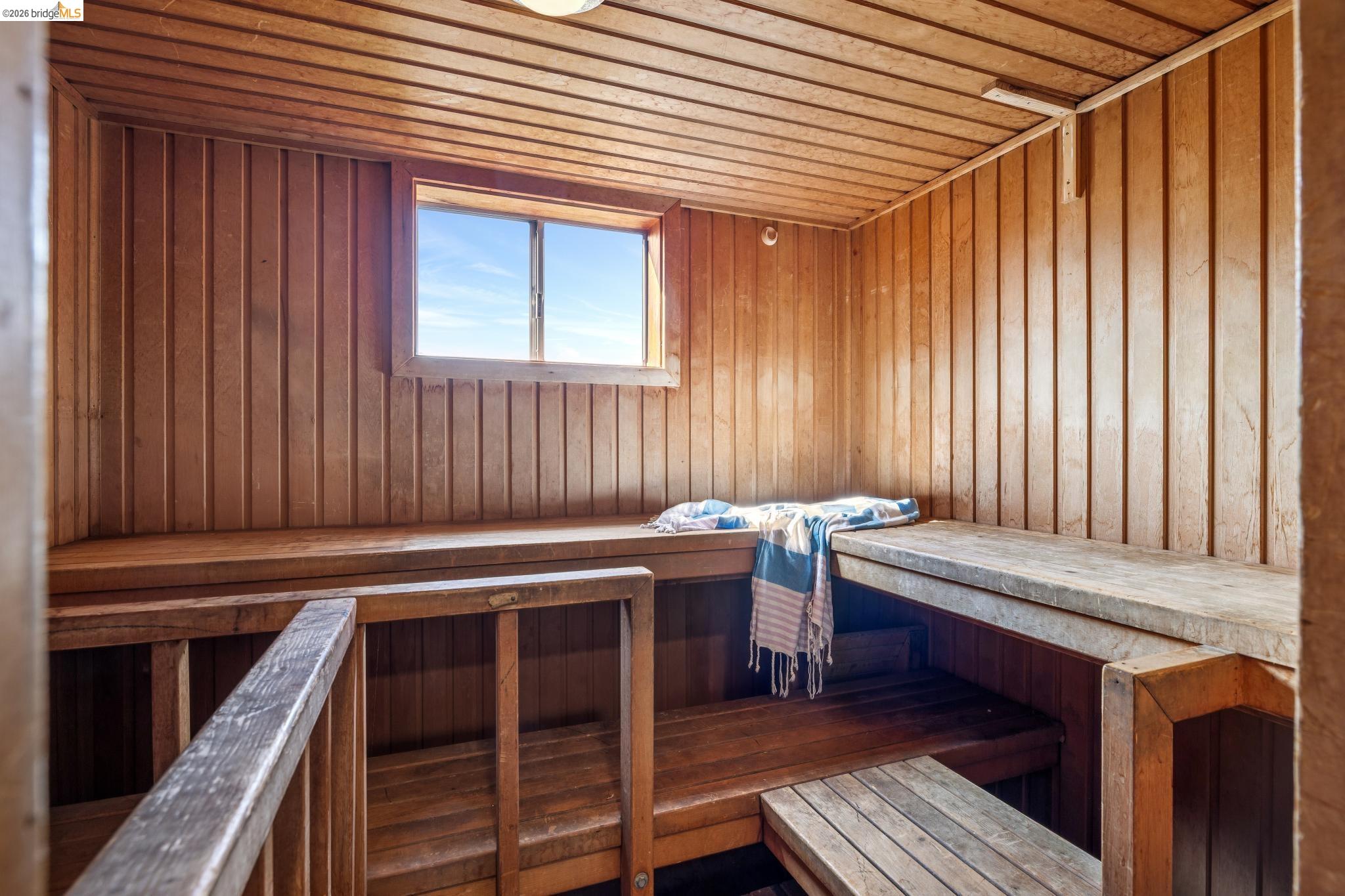 Detail Gallery Image 32 of 44 For 1815 Vine St, Berkeley,  CA 94703 - 3 Beds | 2 Baths