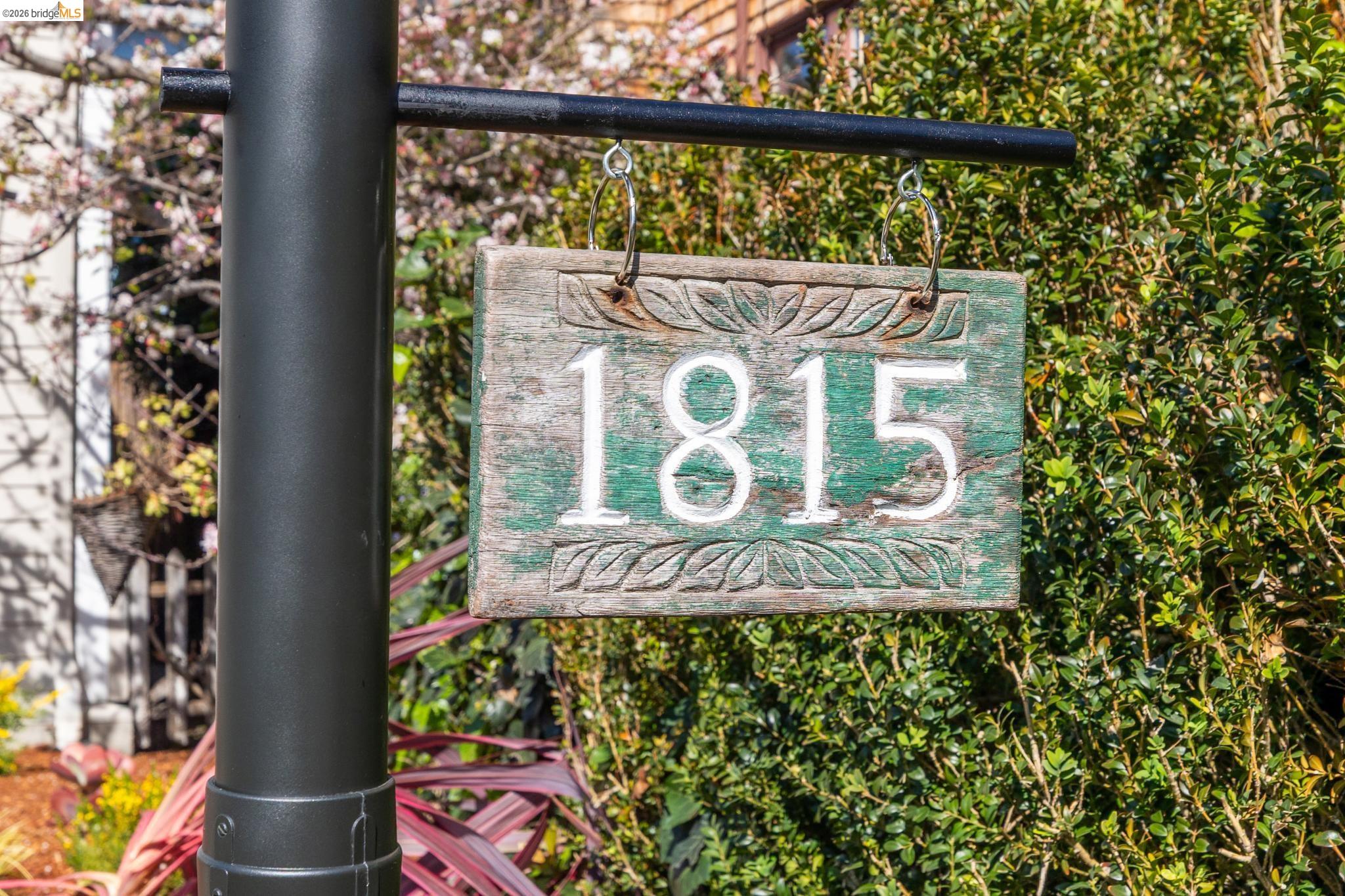 Detail Gallery Image 39 of 44 For 1815 Vine St, Berkeley,  CA 94703 - 3 Beds | 2 Baths