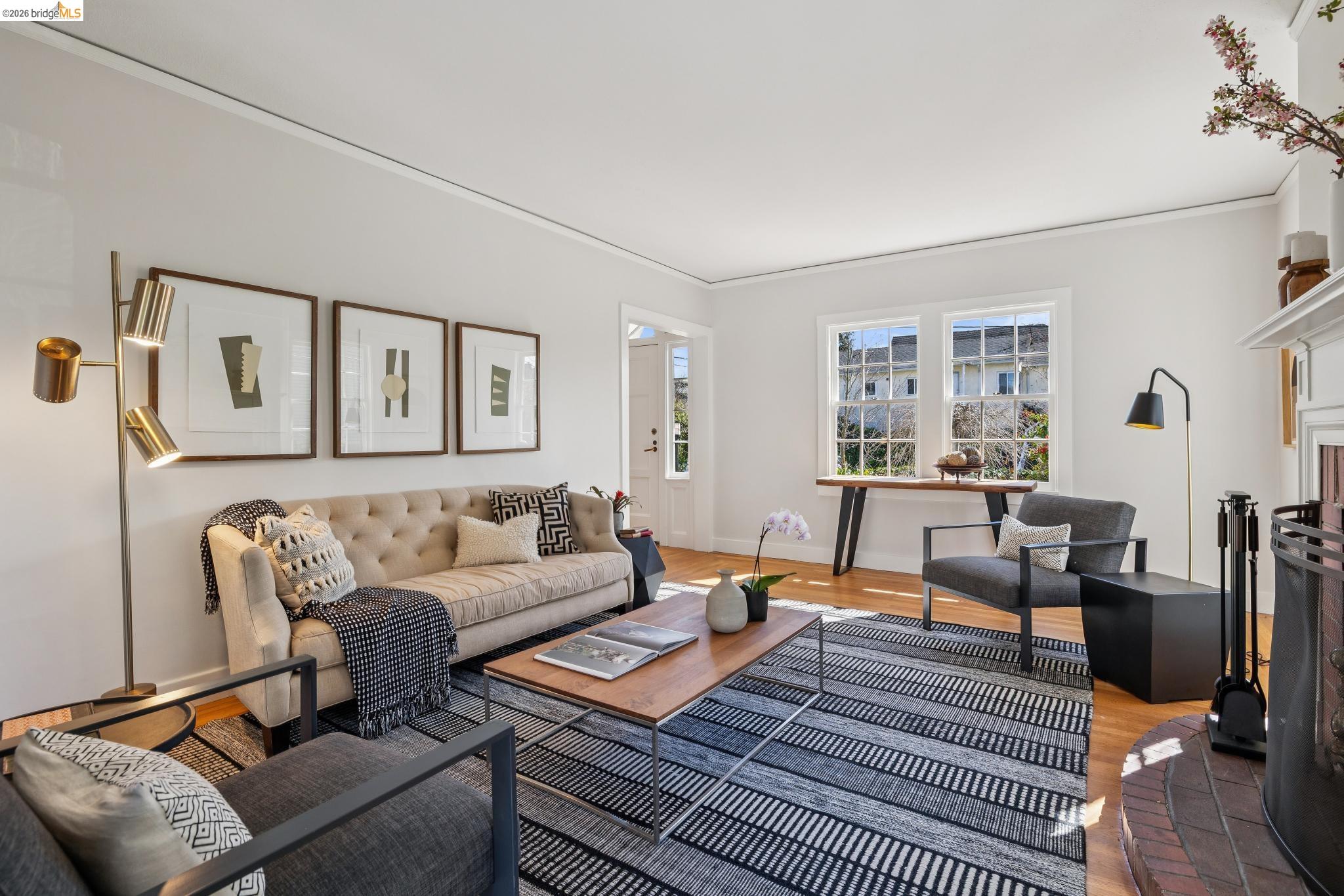 Detail Gallery Image 10 of 44 For 1815 Vine St, Berkeley,  CA 94703 - 3 Beds | 2 Baths