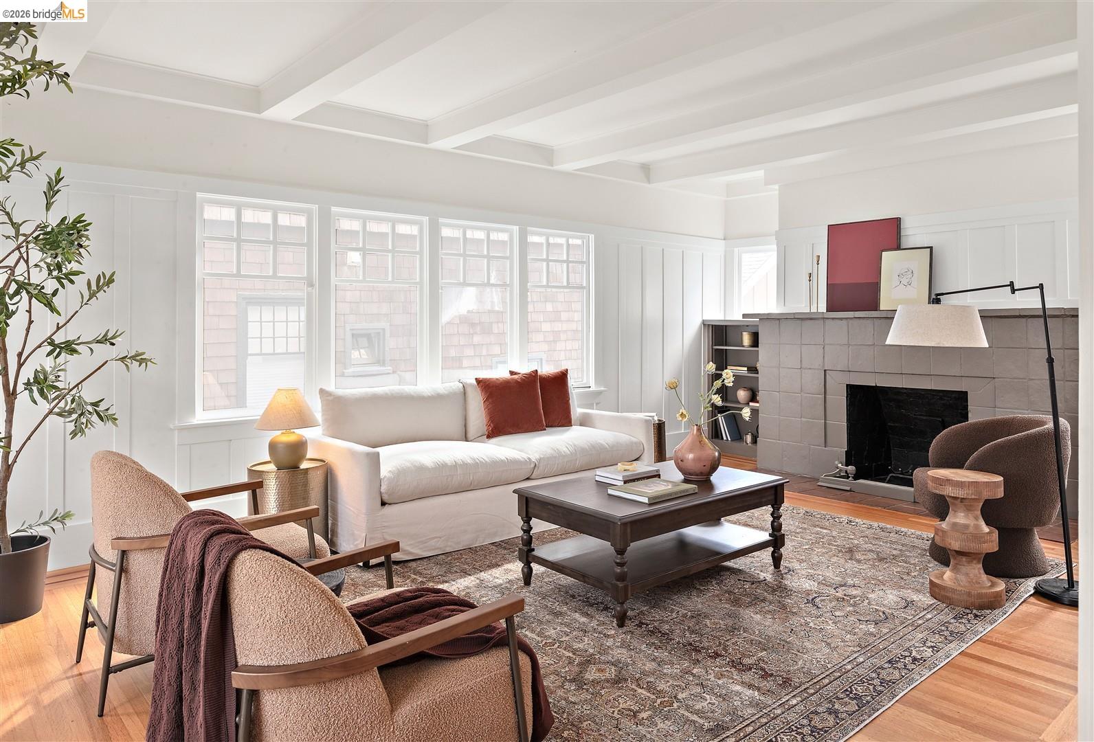 Detail Gallery Image 12 of 60 For 2962 Piedmont Ave, Berkeley,  CA 94705 - 3 Beds | 2/1 Baths