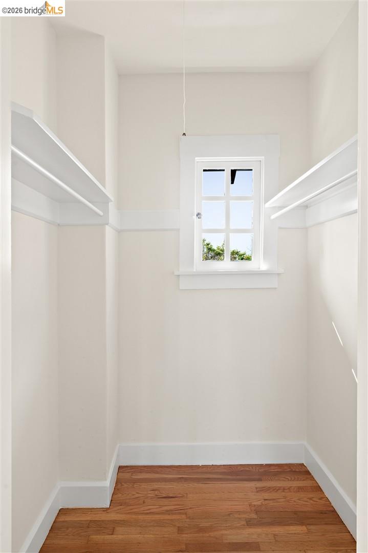 Detail Gallery Image 34 of 60 For 2962 Piedmont Ave, Berkeley,  CA 94705 - 3 Beds | 2/1 Baths