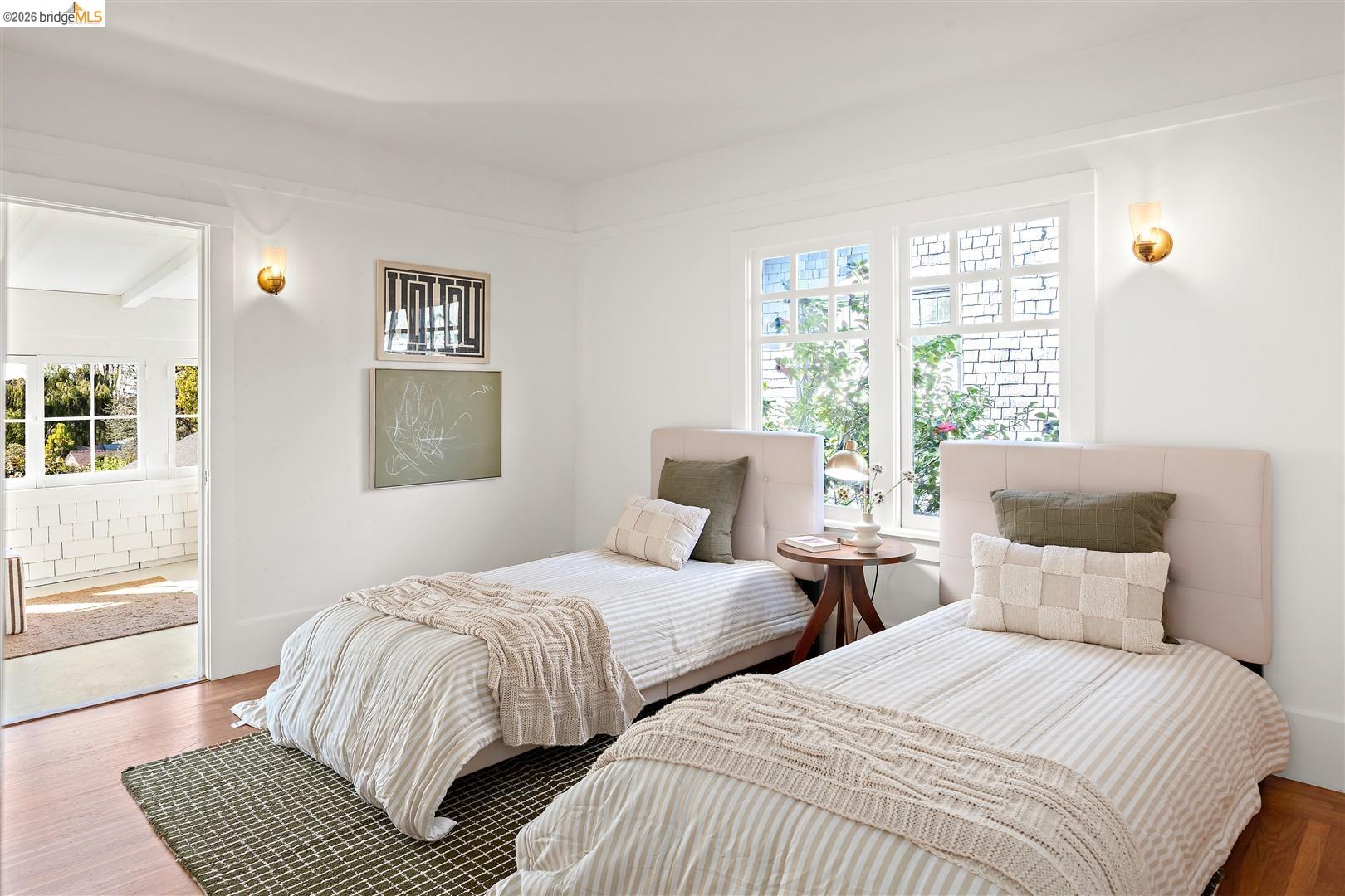 Detail Gallery Image 41 of 60 For 2962 Piedmont Ave, Berkeley,  CA 94705 - 3 Beds | 2/1 Baths