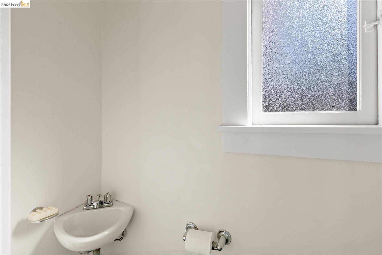 Detail Gallery Image 45 of 60 For 2962 Piedmont Ave, Berkeley,  CA 94705 - 3 Beds | 2/1 Baths