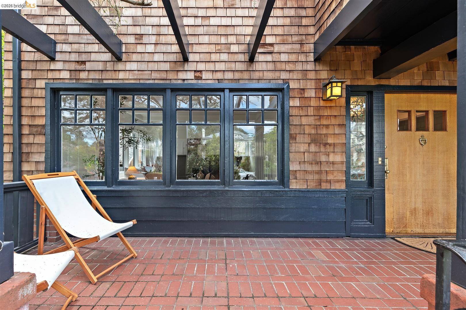 Detail Gallery Image 8 of 60 For 2962 Piedmont Ave, Berkeley,  CA 94705 - 3 Beds | 2/1 Baths