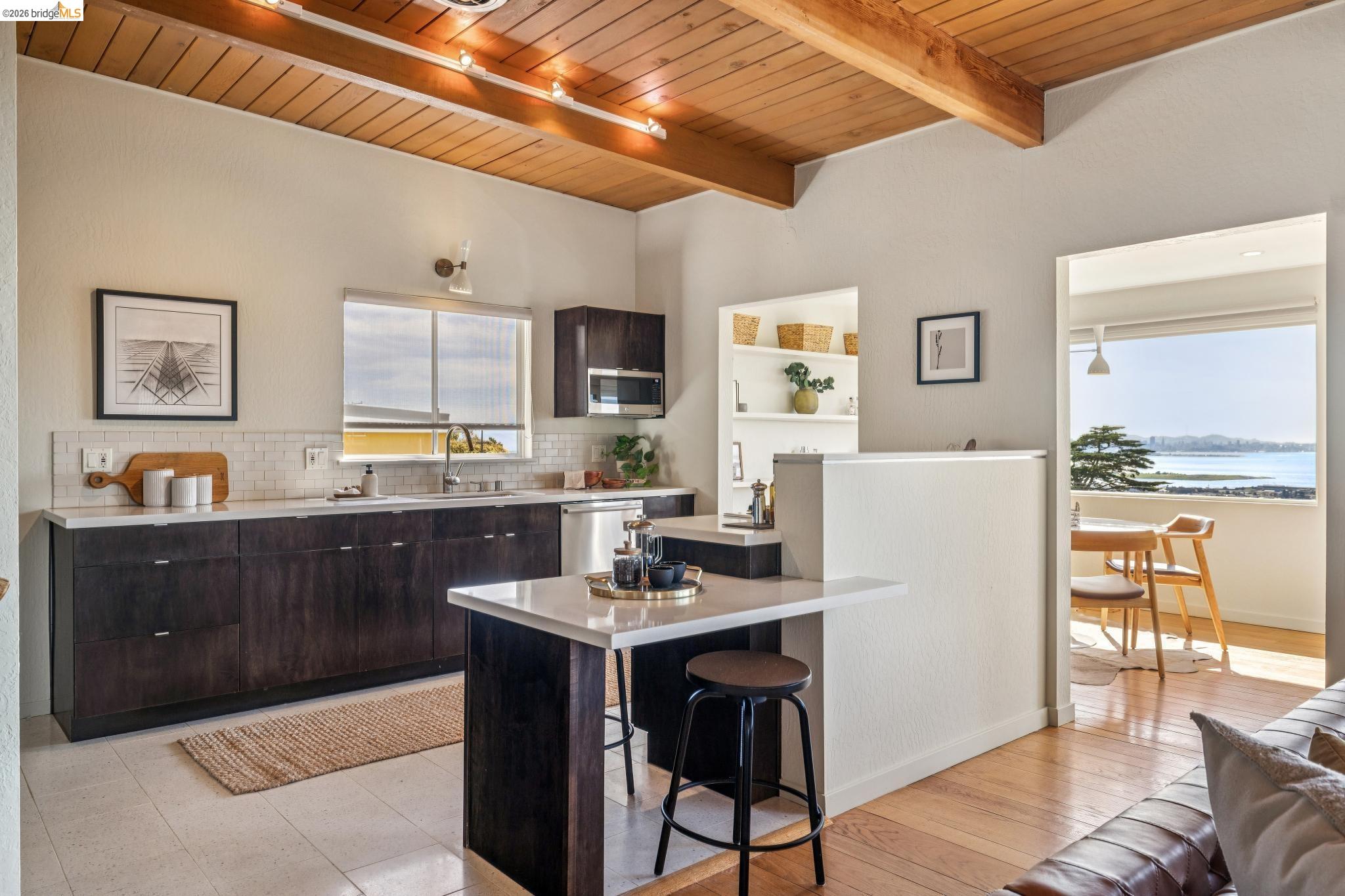 Detail Gallery Image 20 of 59 For 148 Highland Blvd, Kensington,  CA 94708 - 4 Beds | 3 Baths