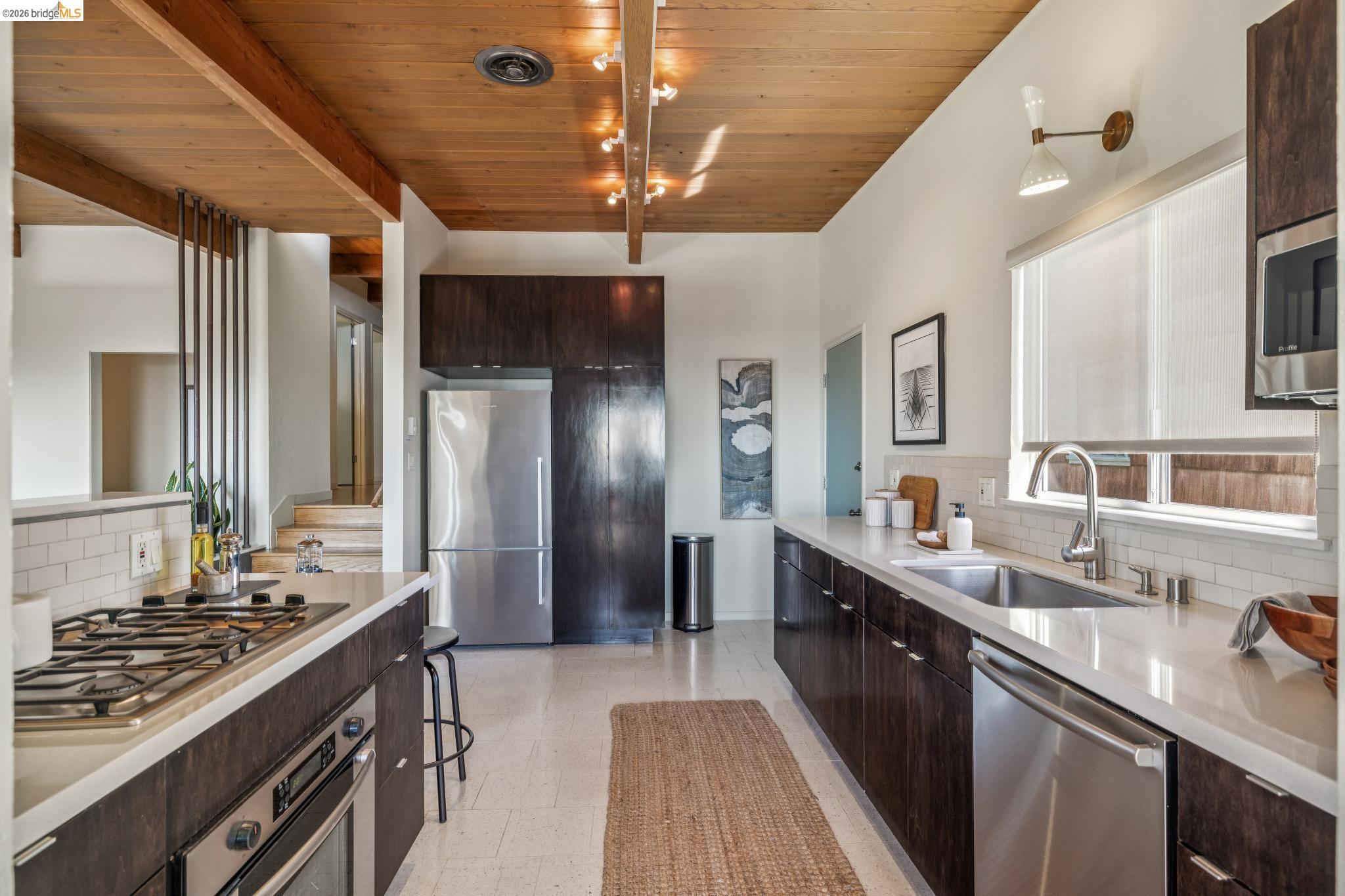 Detail Gallery Image 23 of 59 For 148 Highland Blvd, Kensington,  CA 94708 - 4 Beds | 3 Baths