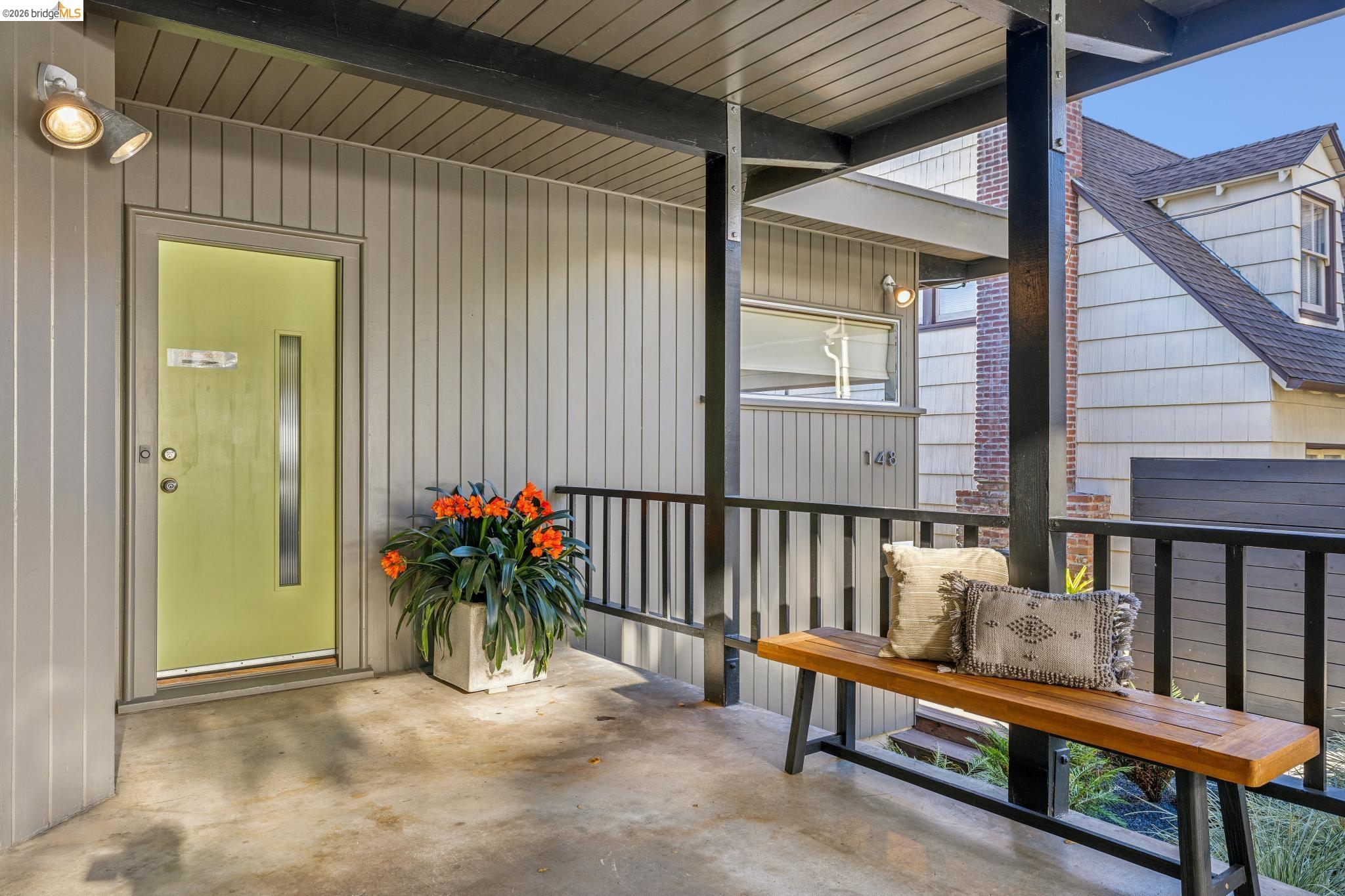 Detail Gallery Image 4 of 59 For 148 Highland Blvd, Kensington,  CA 94708 - 4 Beds | 3 Baths