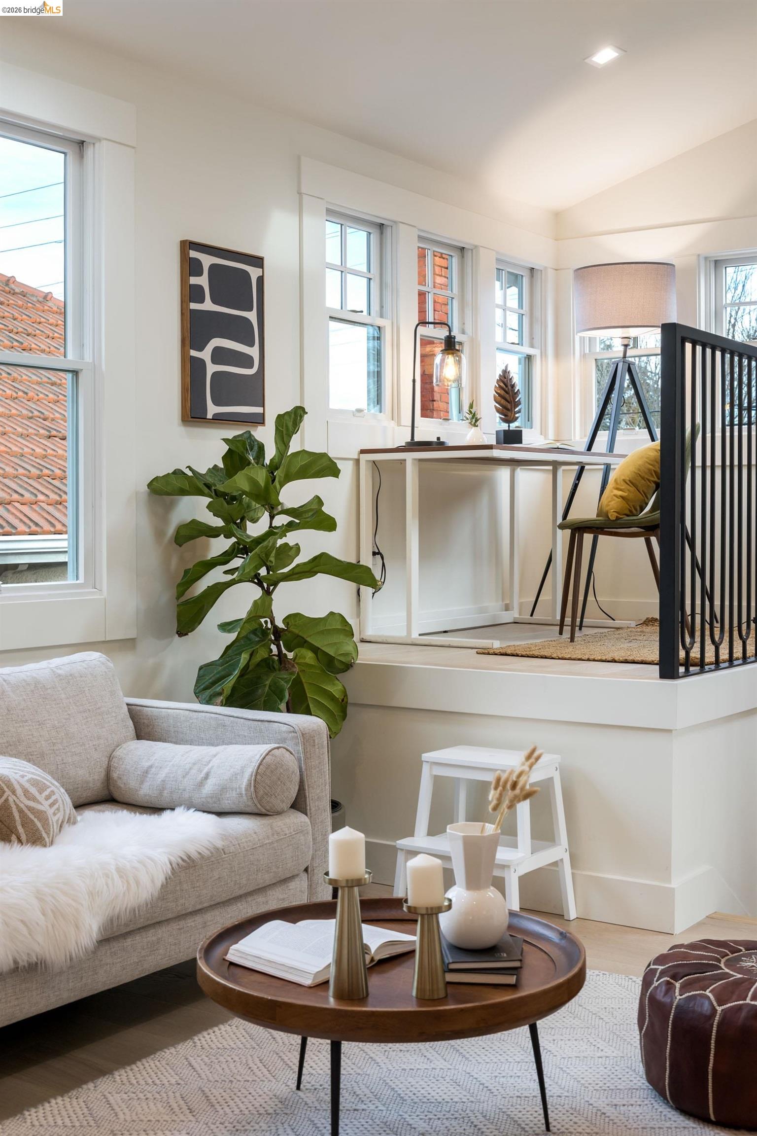 Detail Gallery Image 27 of 49 For 636 56th St, Oakland,  CA 94609 - 4 Beds | 3/1 Baths