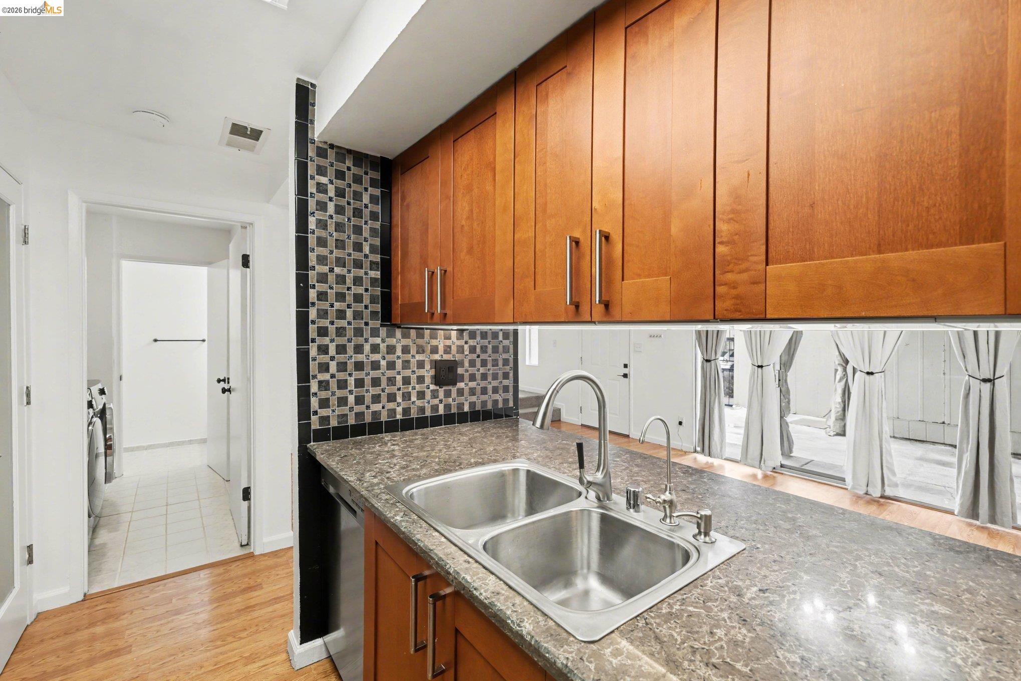 Photo #11: 41125941 Listing: Photo #11