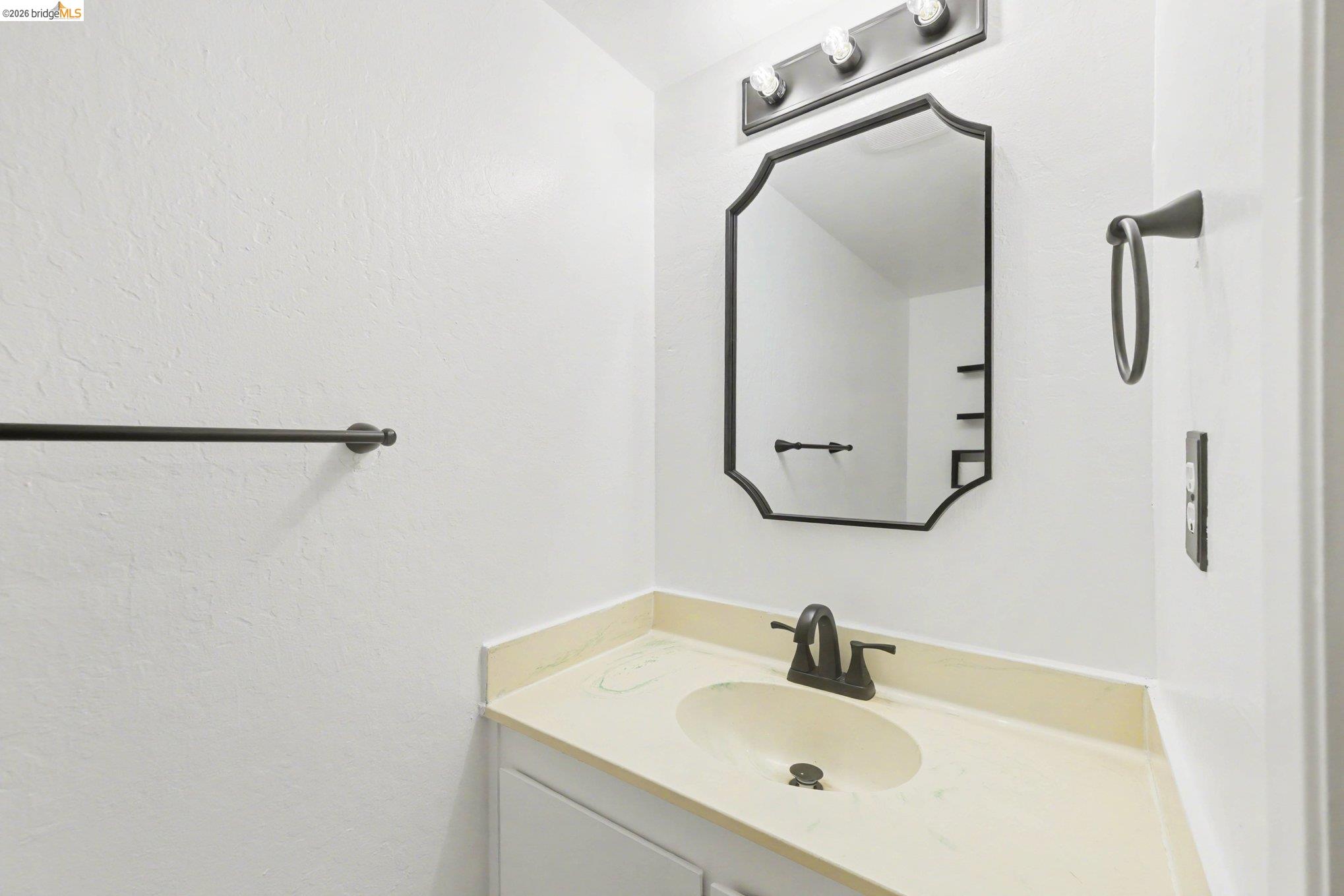 Photo #13: 41125941 Listing: Photo #13