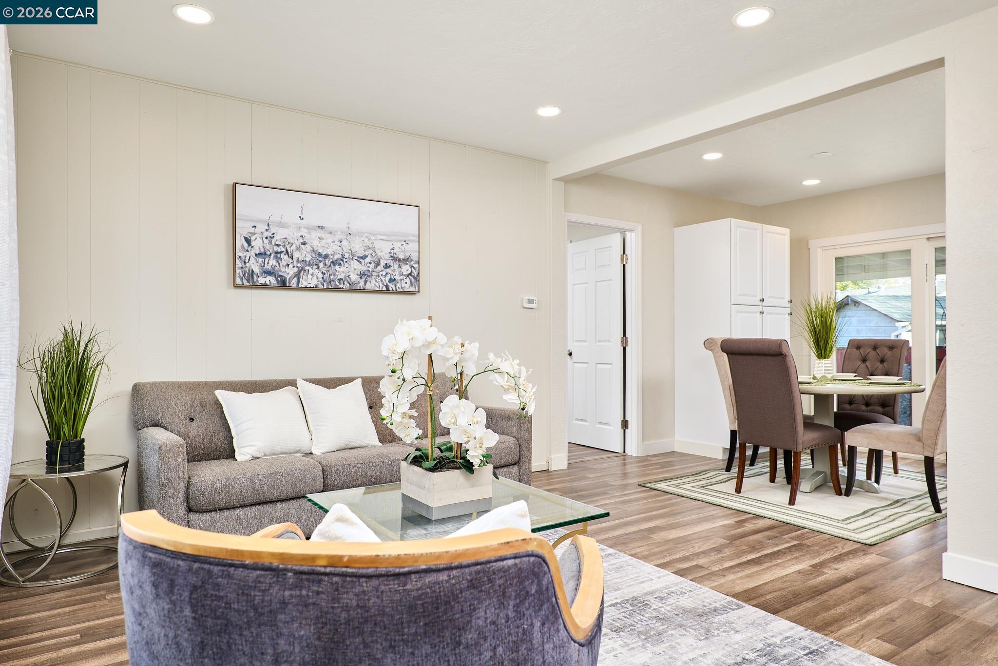 Detail Gallery Image 6 of 28 For 1143 Cook St, Antioch,  CA 94509 - 3 Beds | 2 Baths