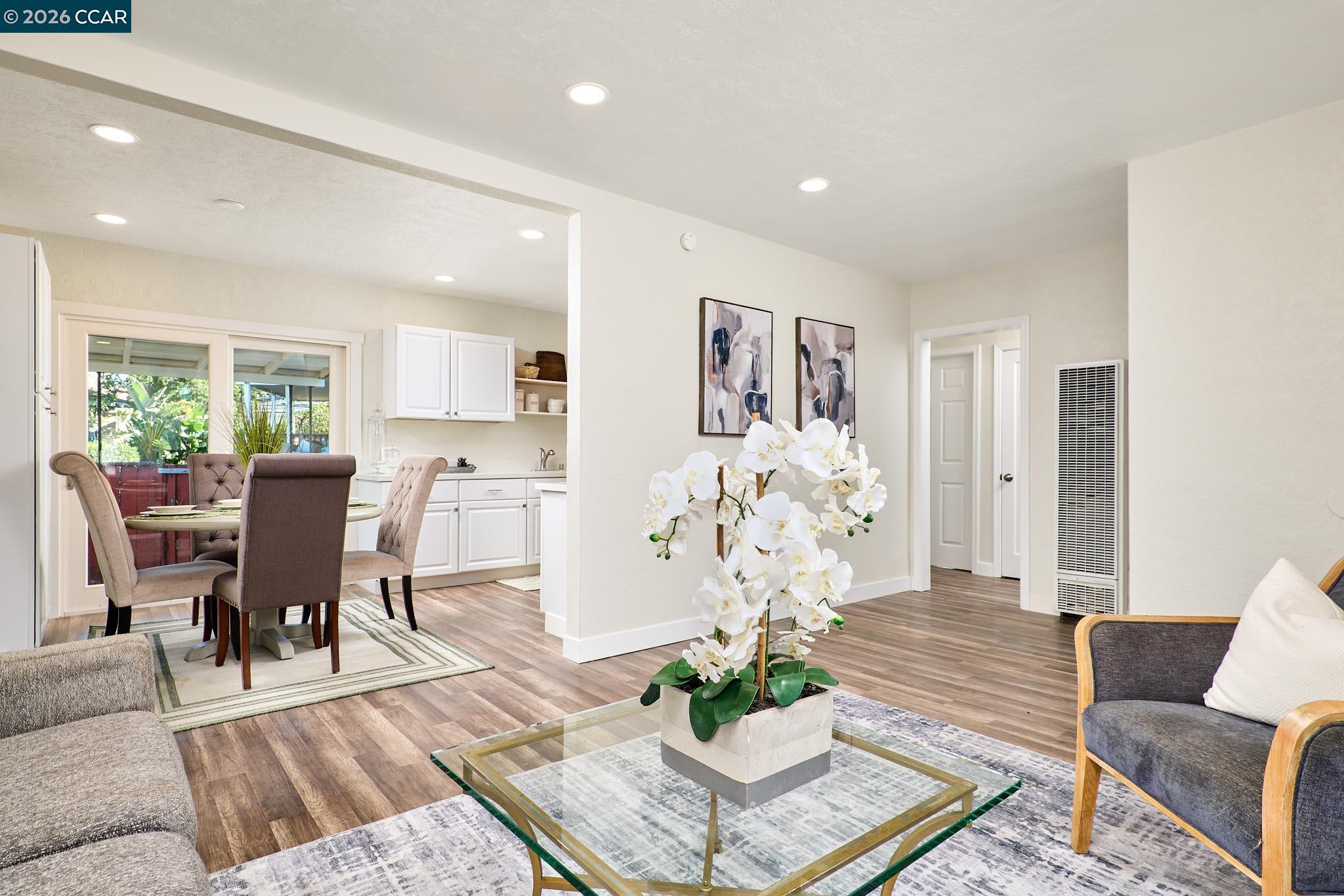 Detail Gallery Image 7 of 28 For 1143 Cook St, Antioch,  CA 94509 - 3 Beds | 2 Baths