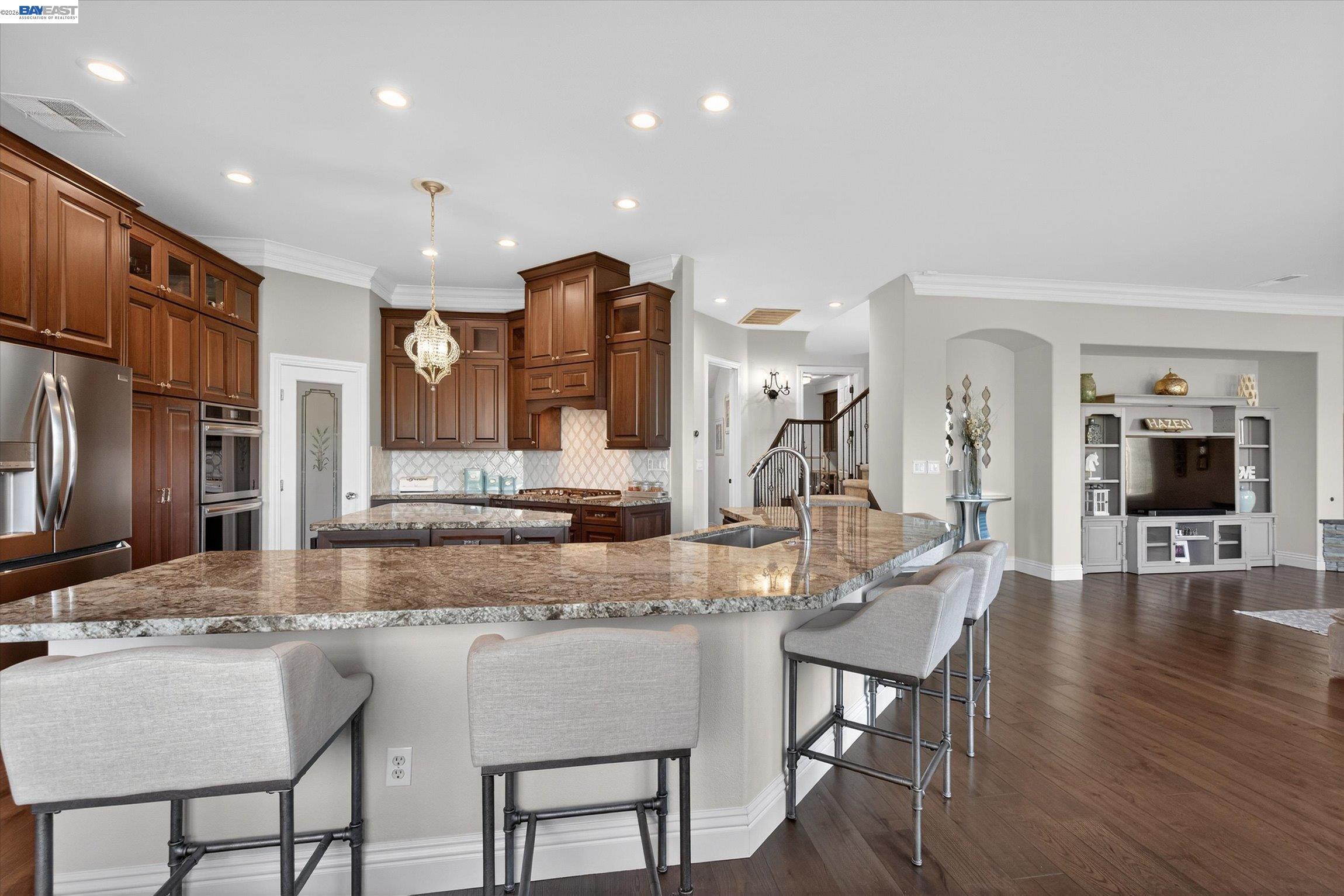 Detail Gallery Image 18 of 60 For 4 Majestic Oak Ct, San Ramon,  CA 94583 - 5 Beds | 4/1 Baths