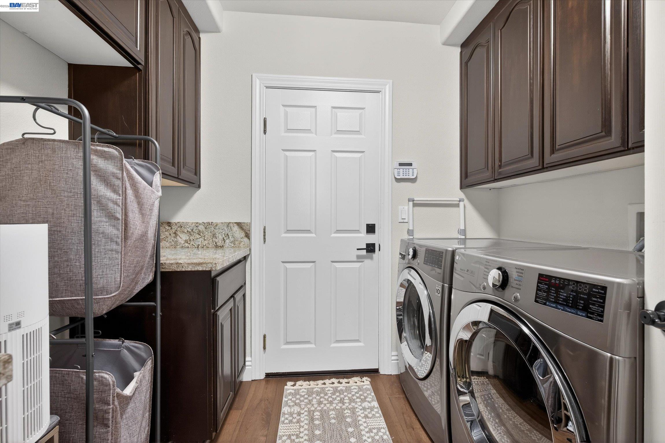 Detail Gallery Image 25 of 60 For 4 Majestic Oak Ct, San Ramon,  CA 94583 - 5 Beds | 4/1 Baths