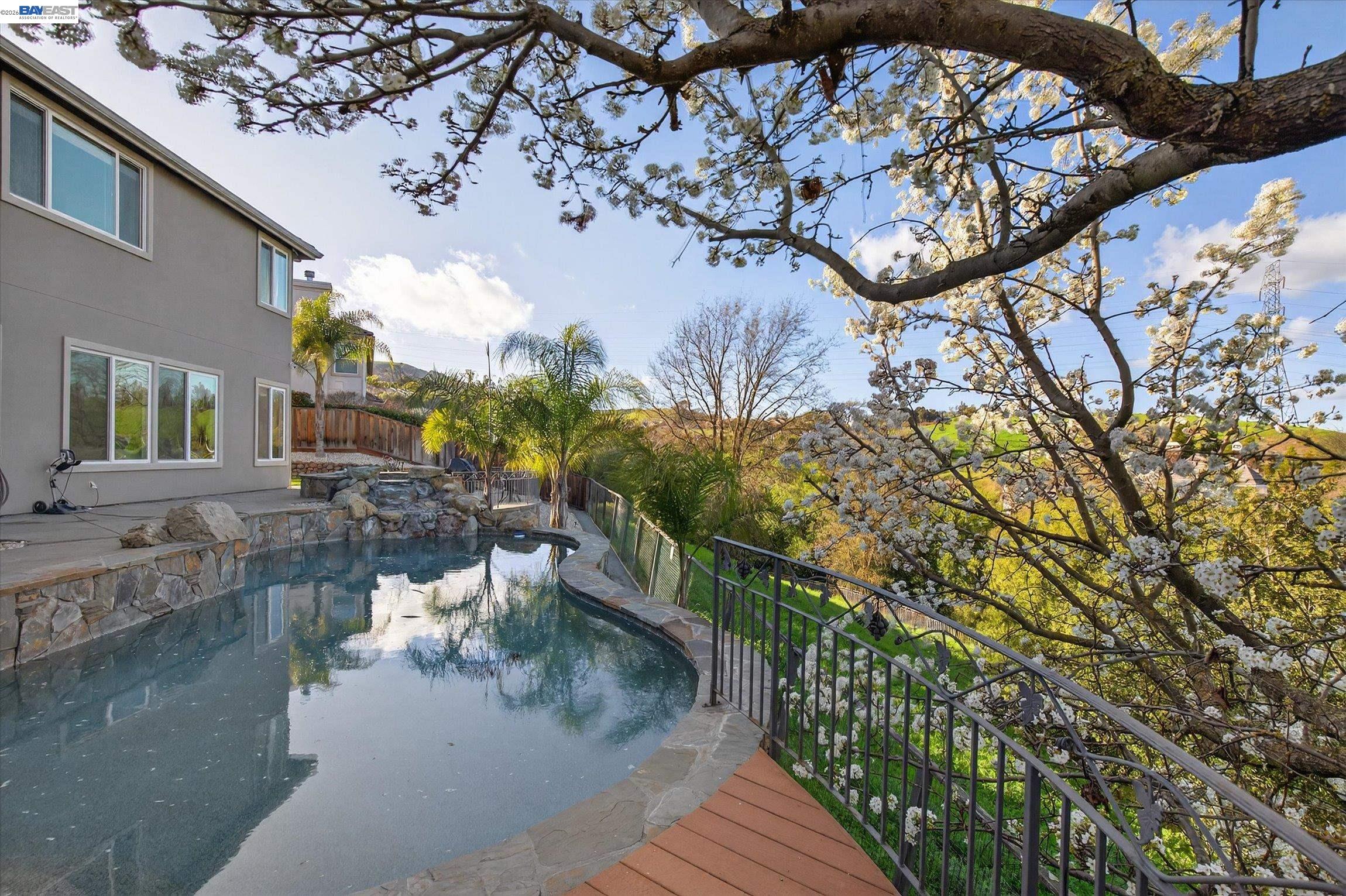 Detail Gallery Image 48 of 60 For 4 Majestic Oak Ct, San Ramon,  CA 94583 - 5 Beds | 4/1 Baths