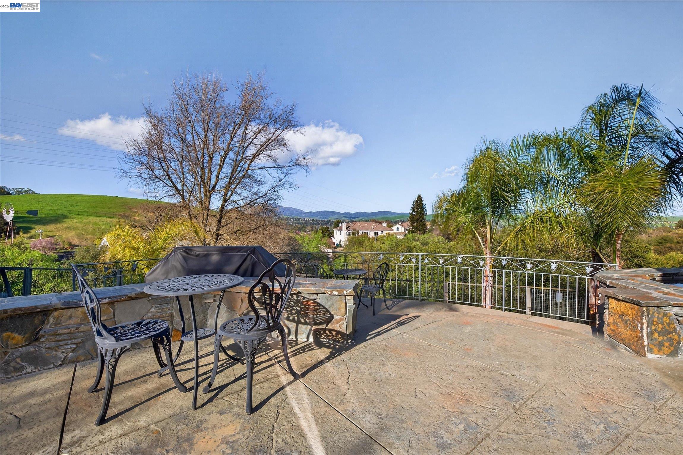 Detail Gallery Image 53 of 60 For 4 Majestic Oak Ct, San Ramon,  CA 94583 - 5 Beds | 4/1 Baths