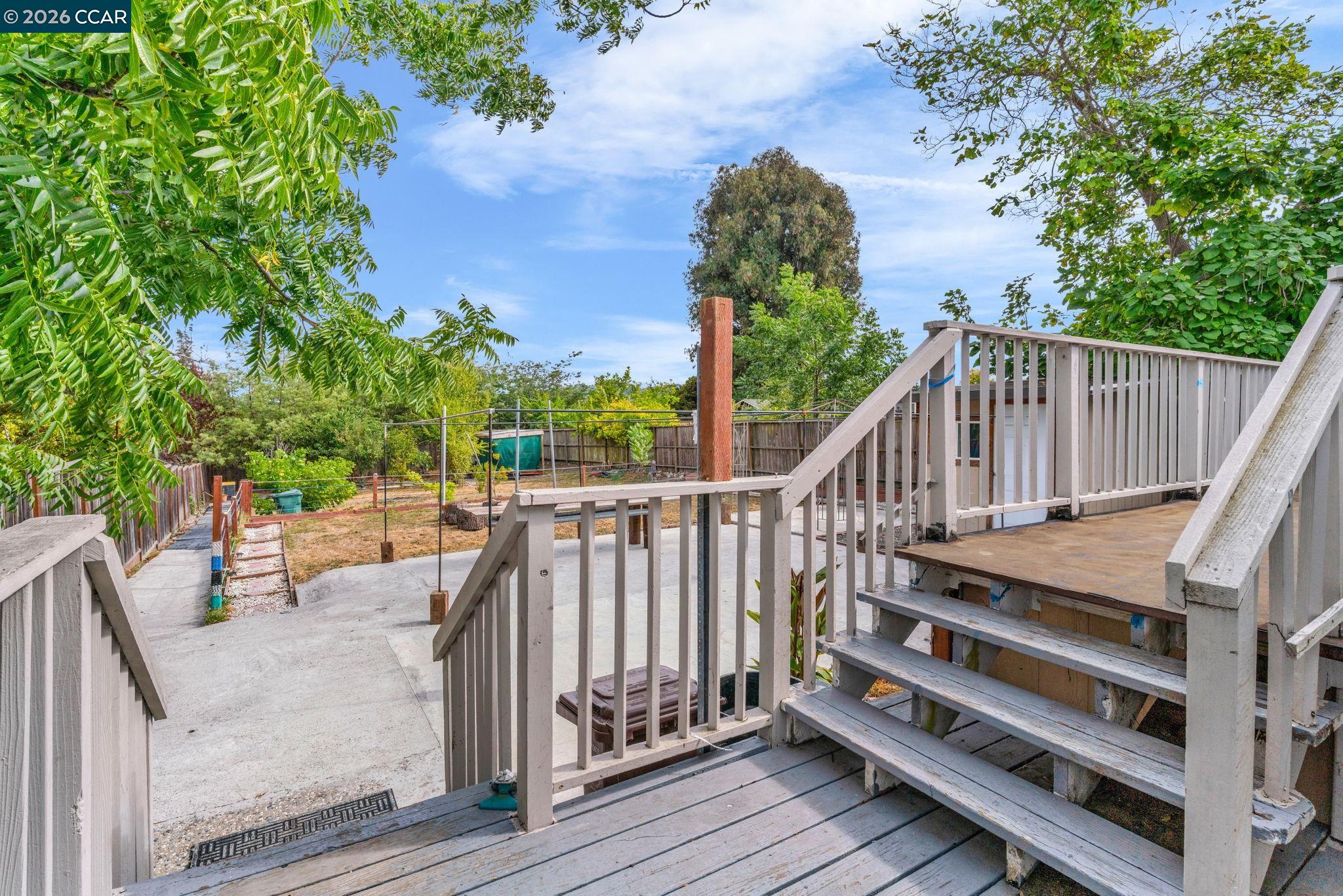 Detail Gallery Image 27 of 46 For 4778 Hilltop Drive, El Sobrante,  CA 94803 - 3 Beds | 1 Baths