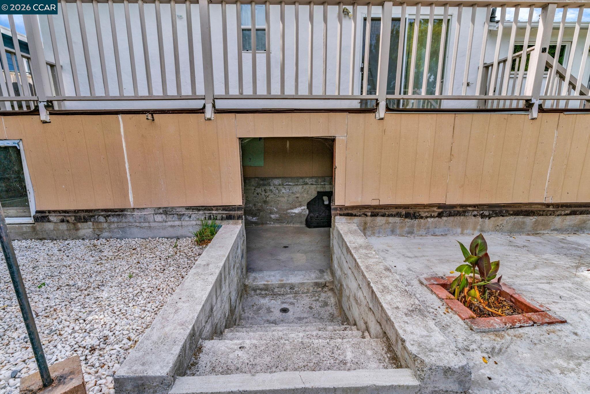 Detail Gallery Image 30 of 46 For 4778 Hilltop Drive, El Sobrante,  CA 94803 - 3 Beds | 1 Baths