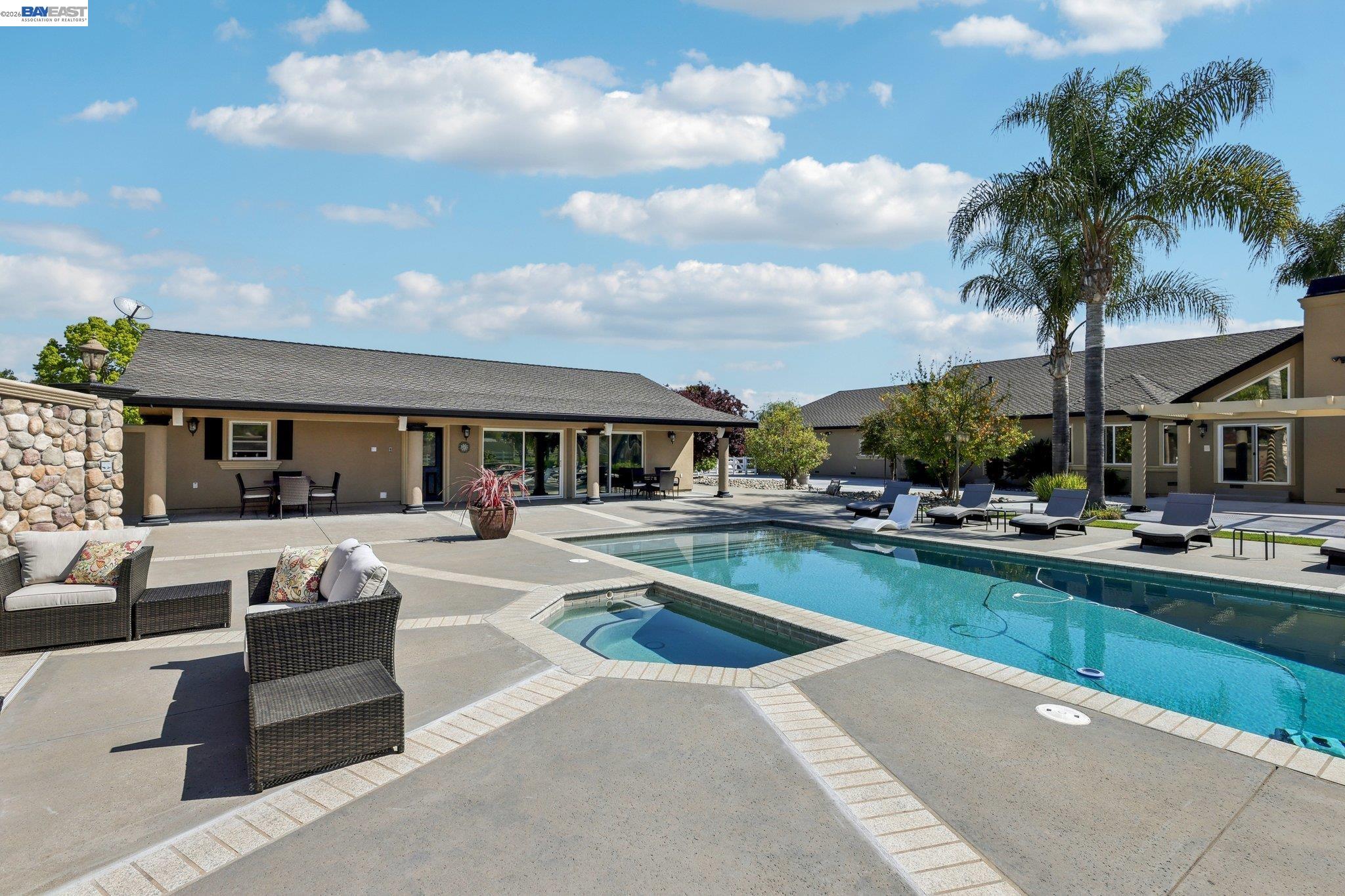 Detail Gallery Image 6 of 53 For 12755 Santa Teresa, San Jose,  CA 95046 - 5 Beds | 4 Baths