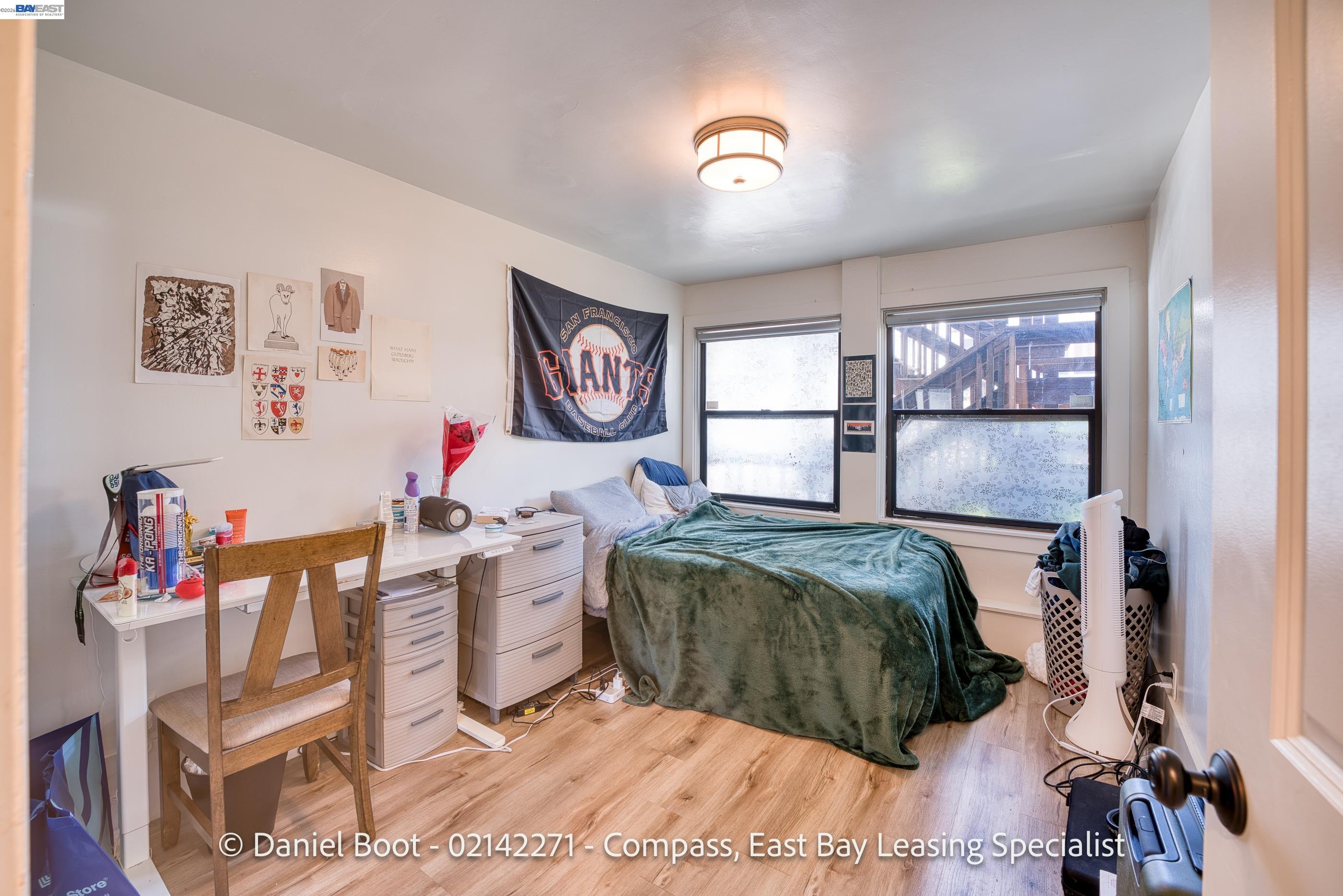 Detail Gallery Image 14 of 36 For 2905 Channing Way, Berkeley,  CA 94704 - 3 Beds | 1 Baths