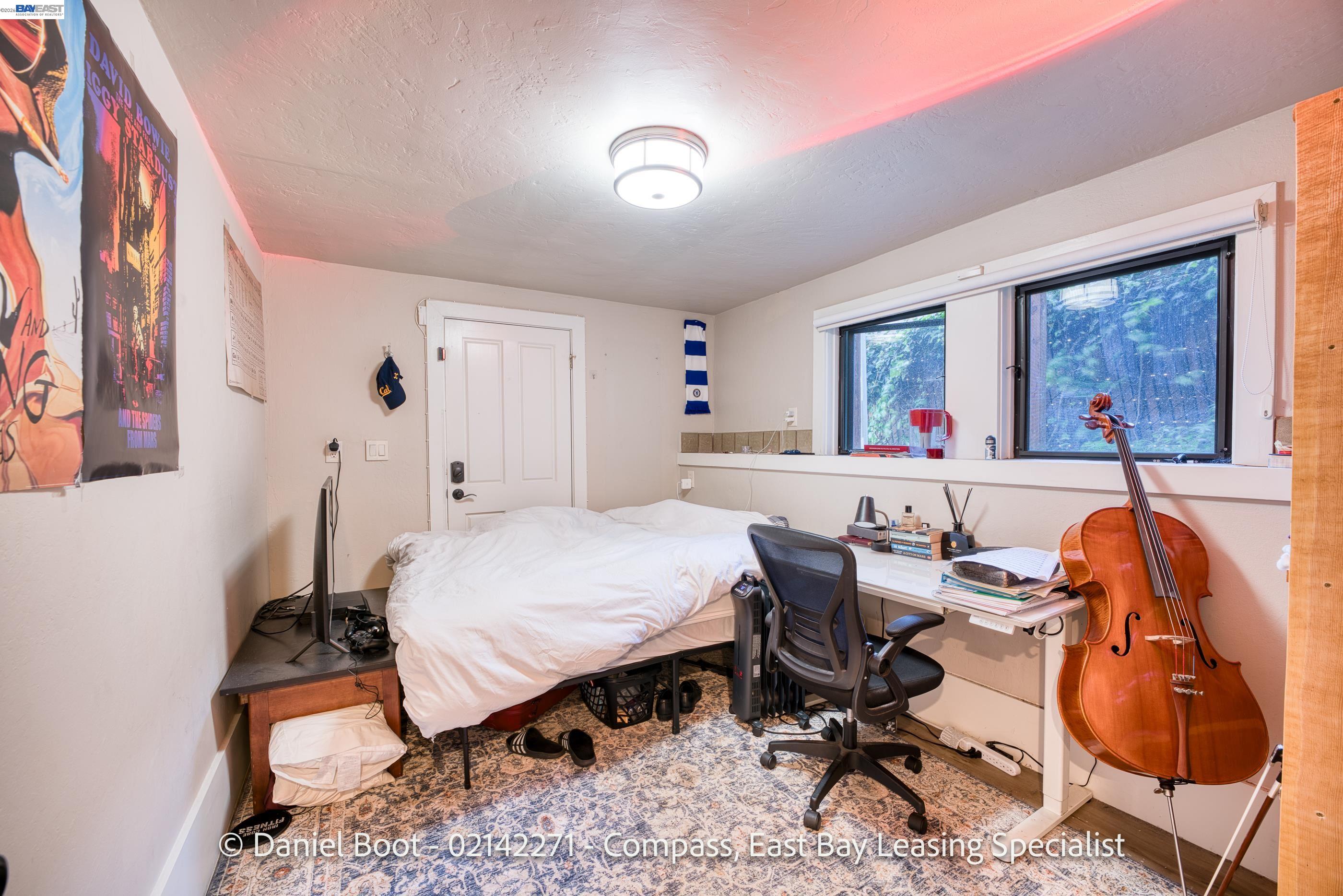 Detail Gallery Image 15 of 36 For 2905 Channing Way, Berkeley,  CA 94704 - 3 Beds | 1 Baths