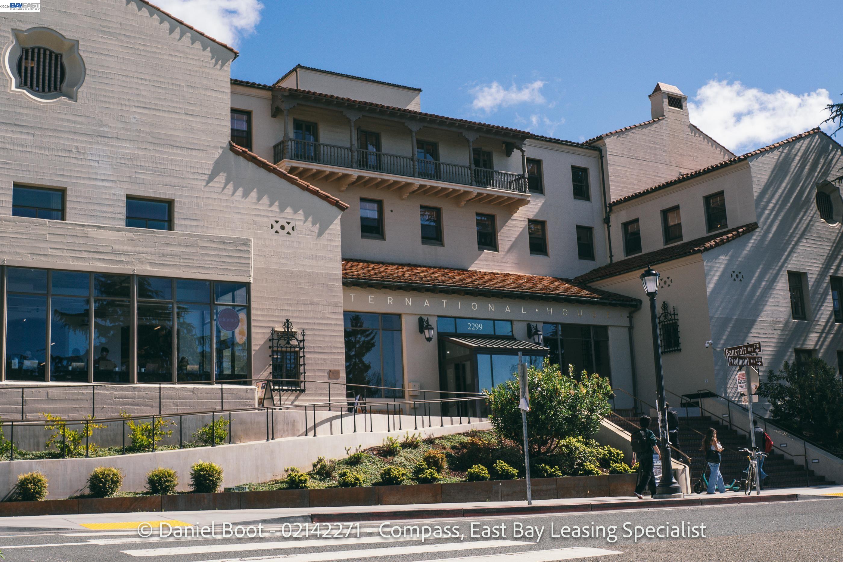 Detail Gallery Image 31 of 36 For 2905 Channing Way, Berkeley,  CA 94704 - 3 Beds | 1 Baths