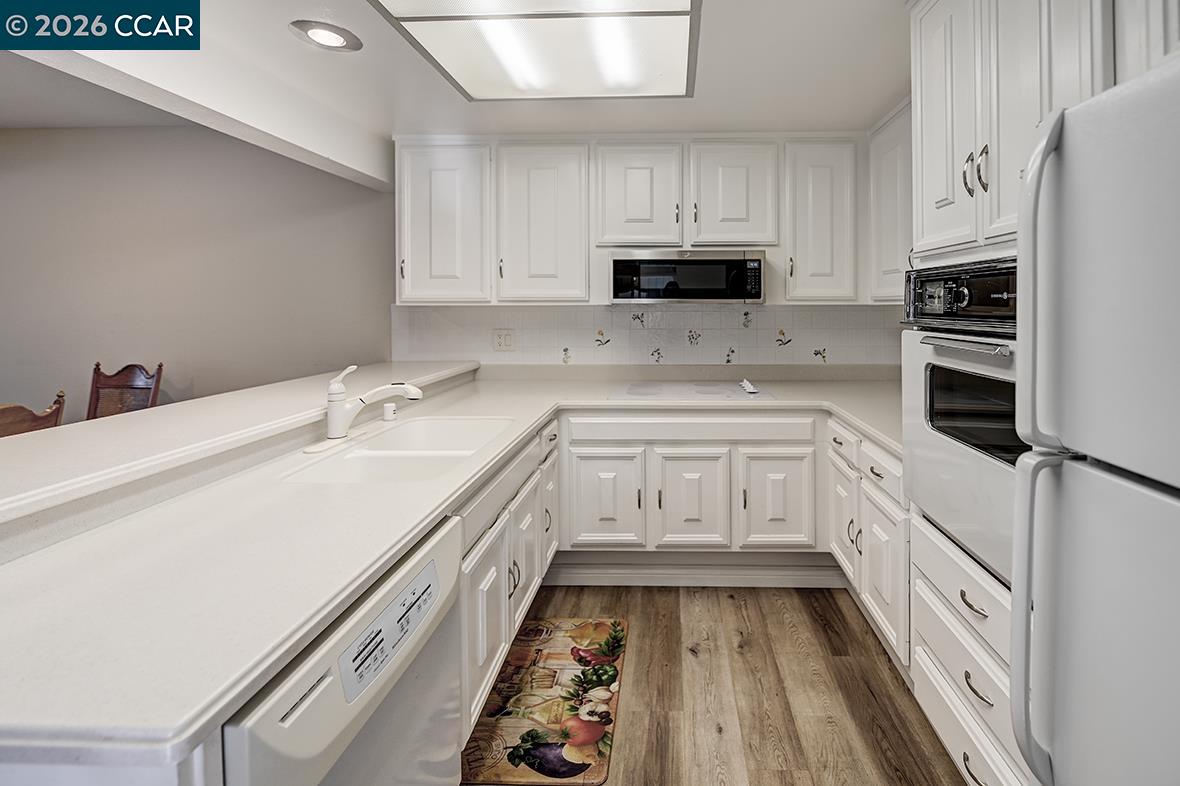 Photo #14: 41125949 Listing: Photo #14