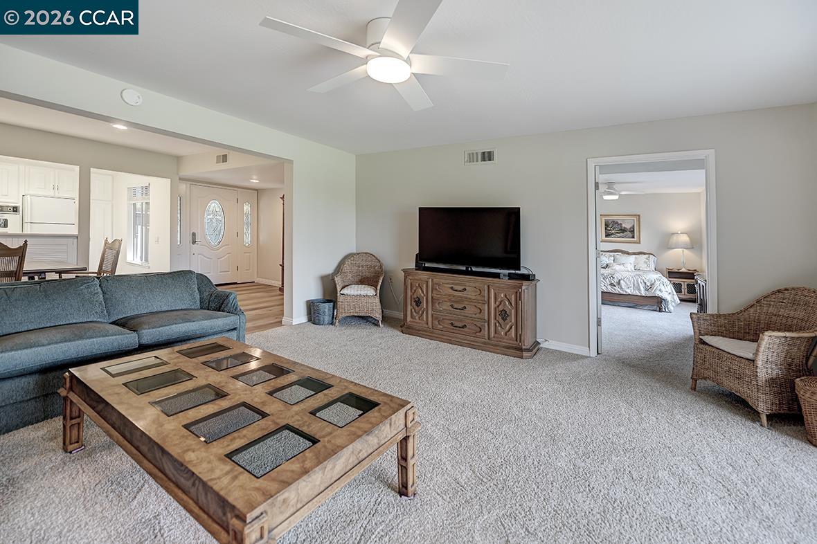 Photo #22: 41125949 Listing: Photo #22