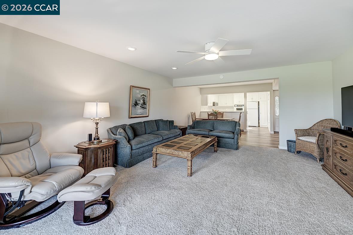 Photo #34: 41125949 Listing: Photo #34