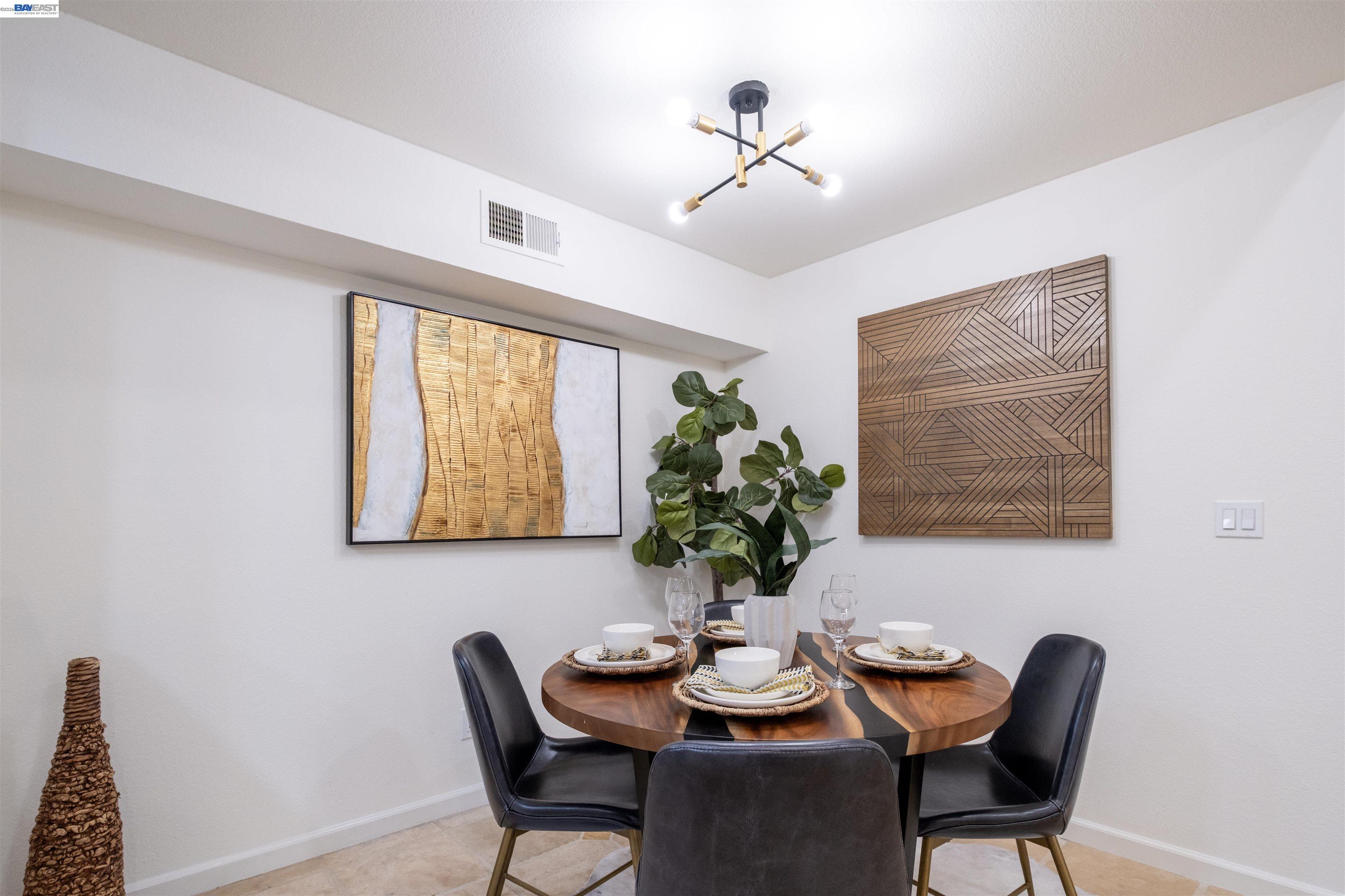 Photo #12: 41125950 Listing: Photo #12