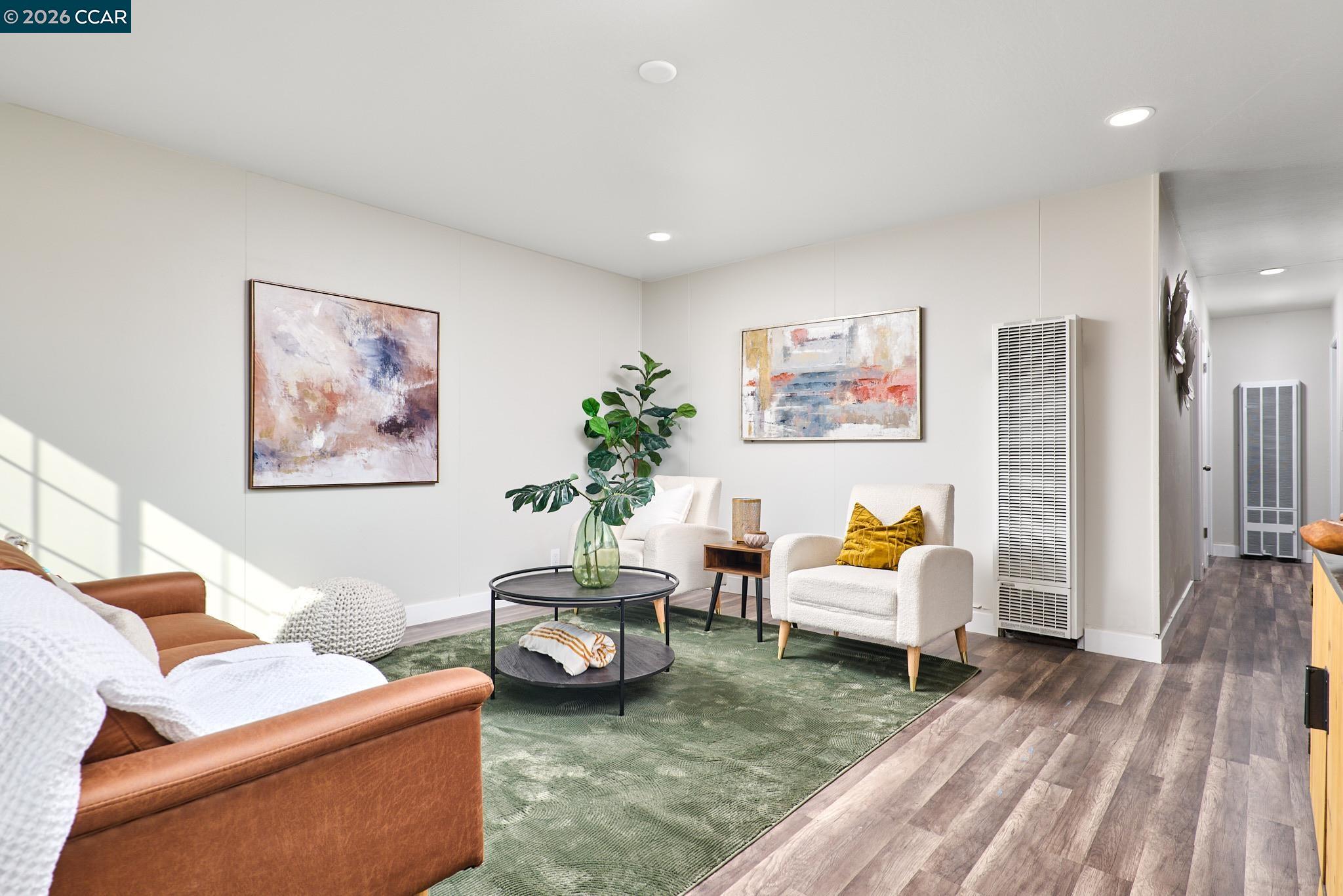 Detail Gallery Image 8 of 29 For 4320 Delta Fair Blvd, Antioch,  CA 94509 - 4 Beds | 1/1 Baths