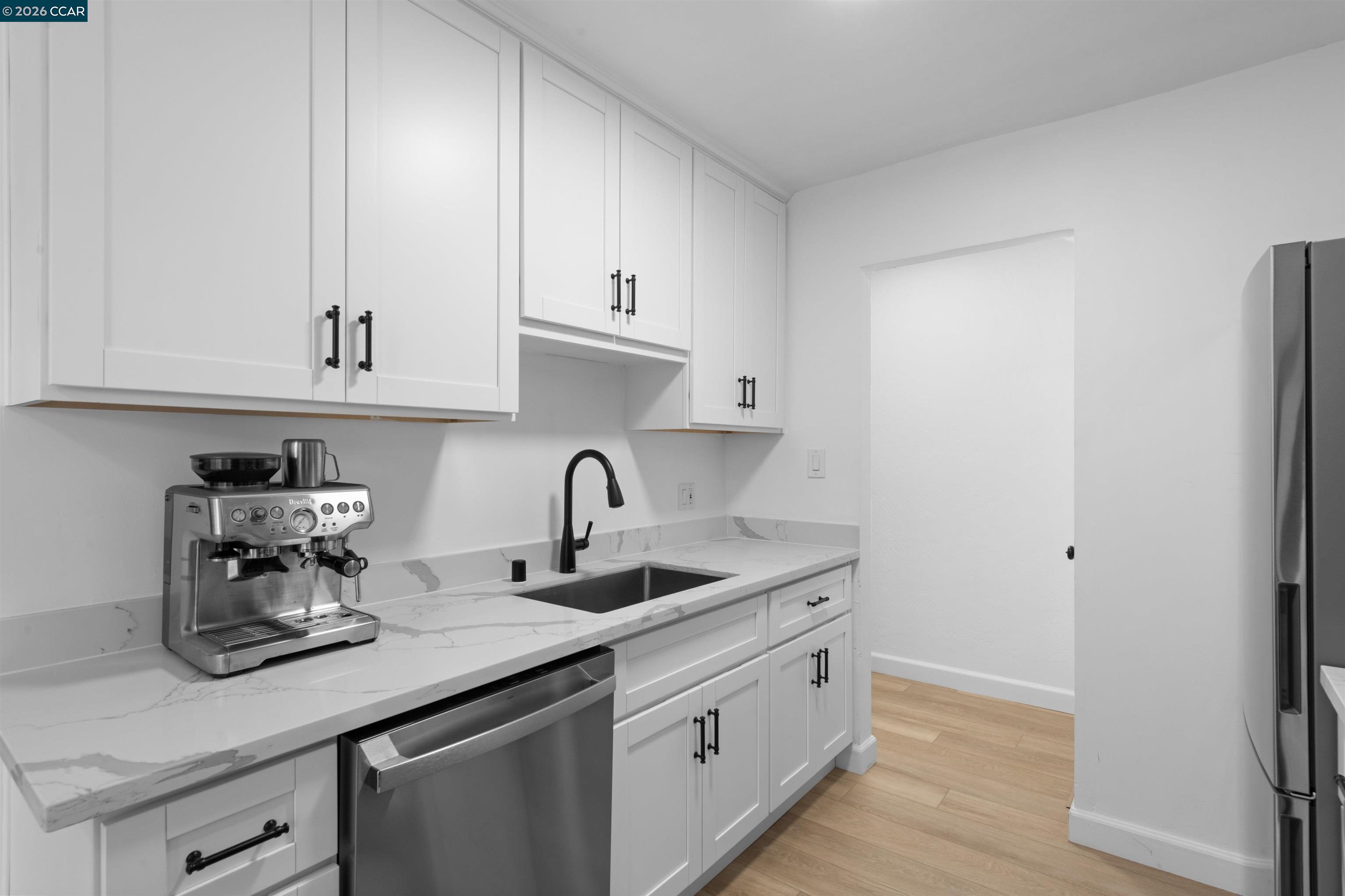 Detail Gallery Image 3 of 30 For 8975 Alcosta Blvd #116,  San Ramon,  CA 94583 - 1 Beds | 1 Baths