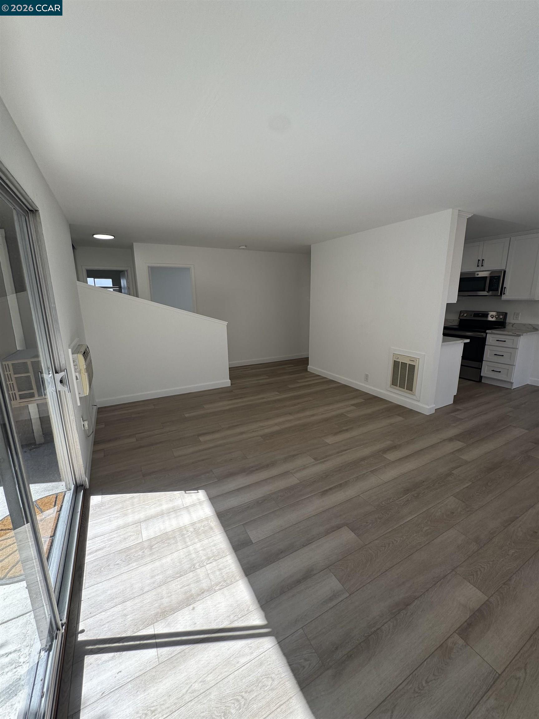 Photo #6: 41125953 Listing: Photo #6