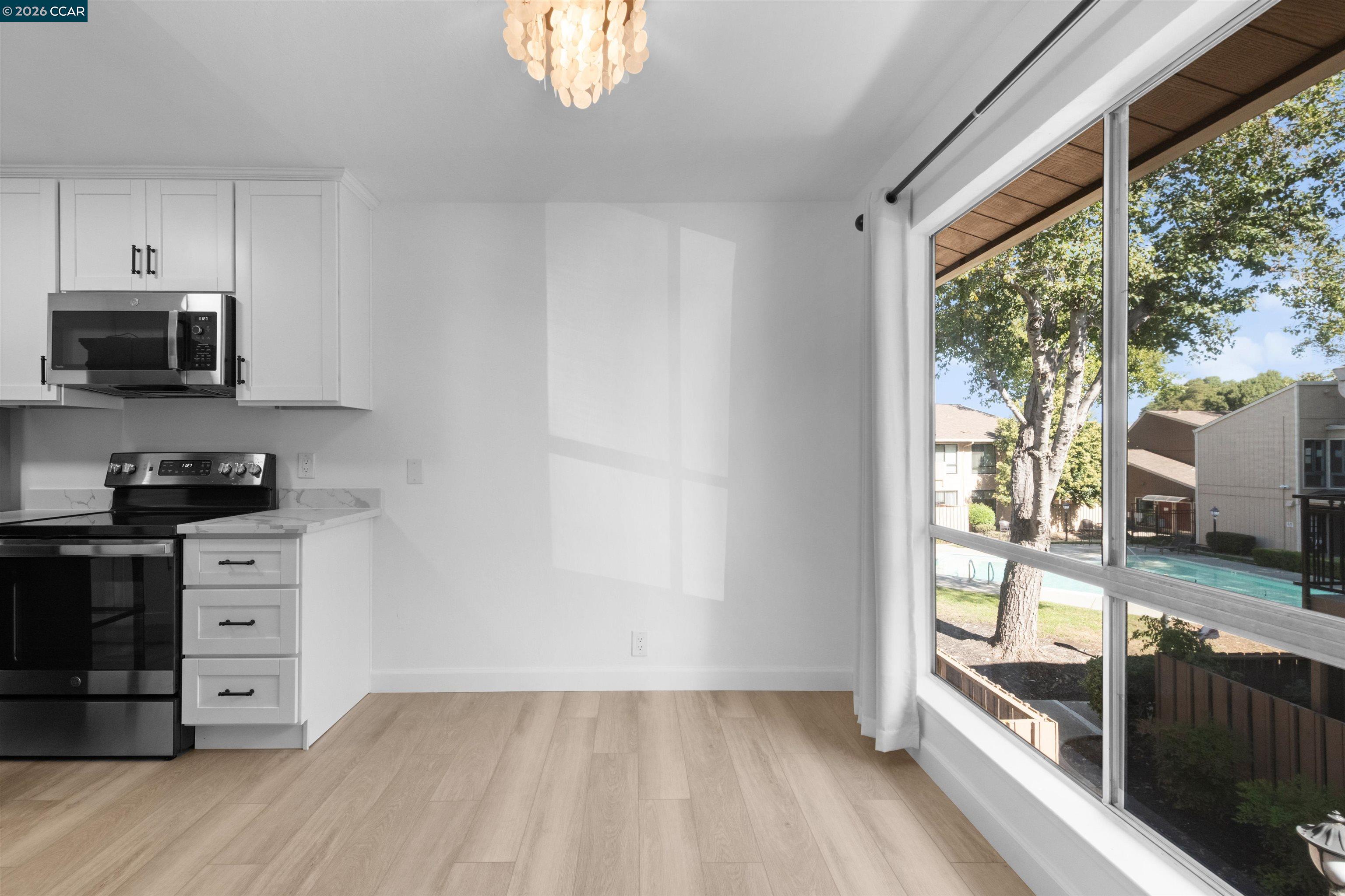 Detail Gallery Image 6 of 30 For 8975 Alcosta Blvd #116,  San Ramon,  CA 94583 - 1 Beds | 1 Baths