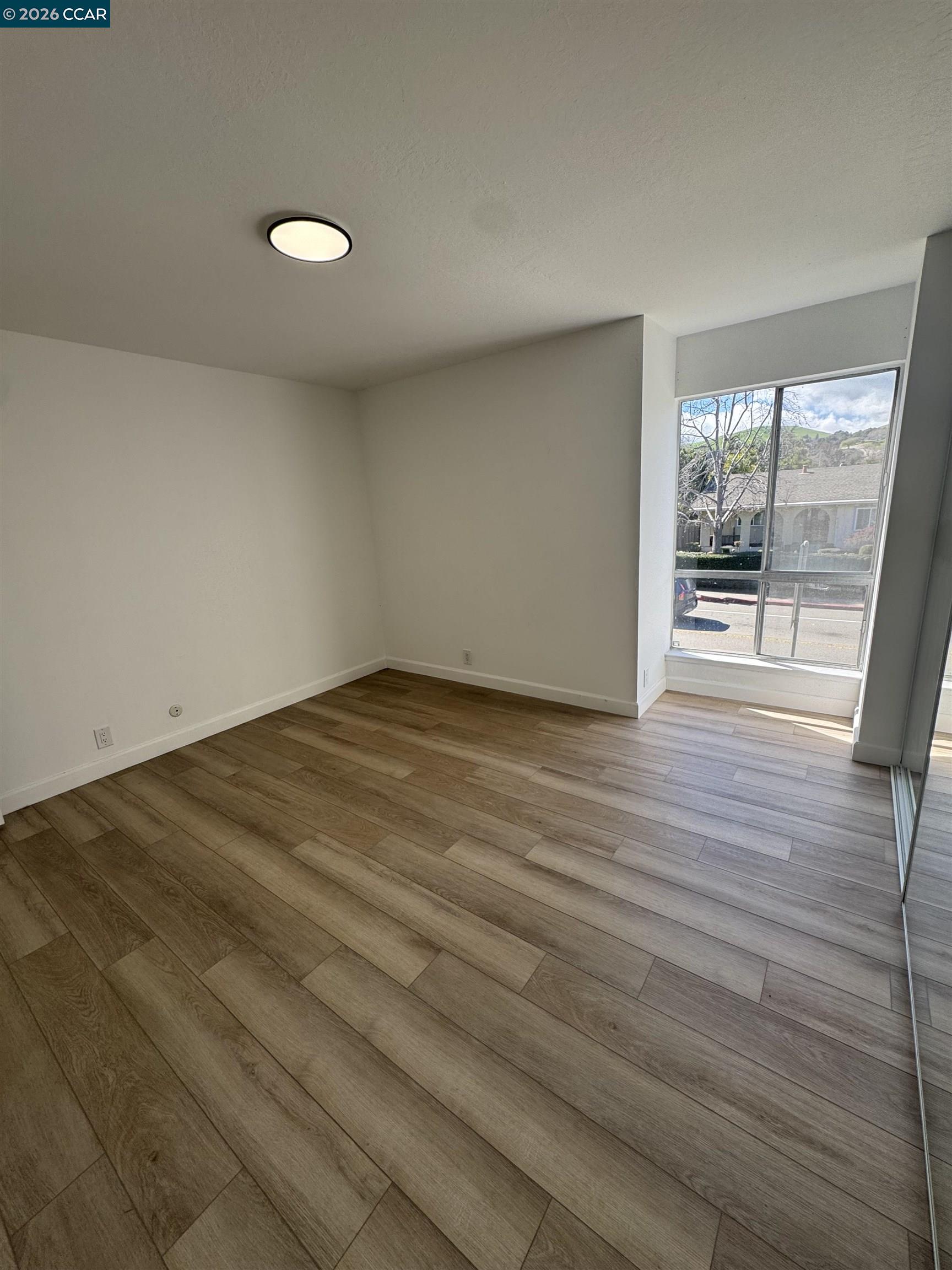 Photo #9: 41125953 Listing: Photo #9