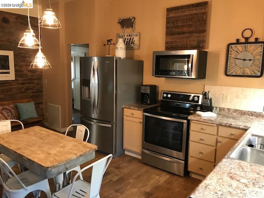 Detail Gallery Image 11 of 14 For 18202 Main St, Jamestown,  CA 95327 - – Beds | – Baths