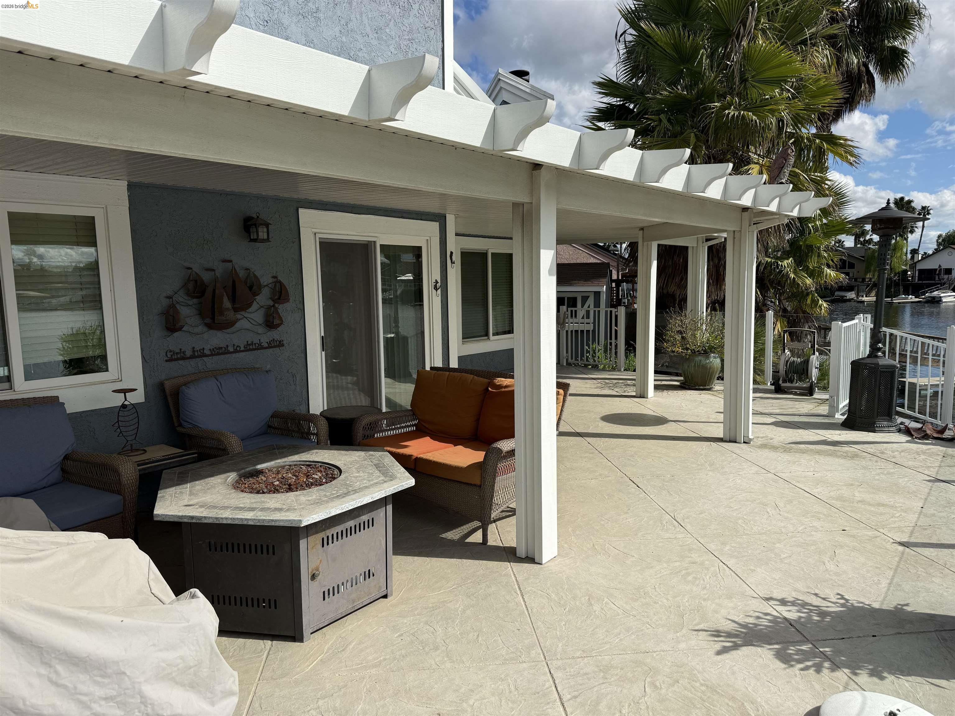 Detail Gallery Image 3 of 4 For 2226 Cove Court, Discovery Bay,  CA 94505-9999 - 3 Beds | 2 Baths